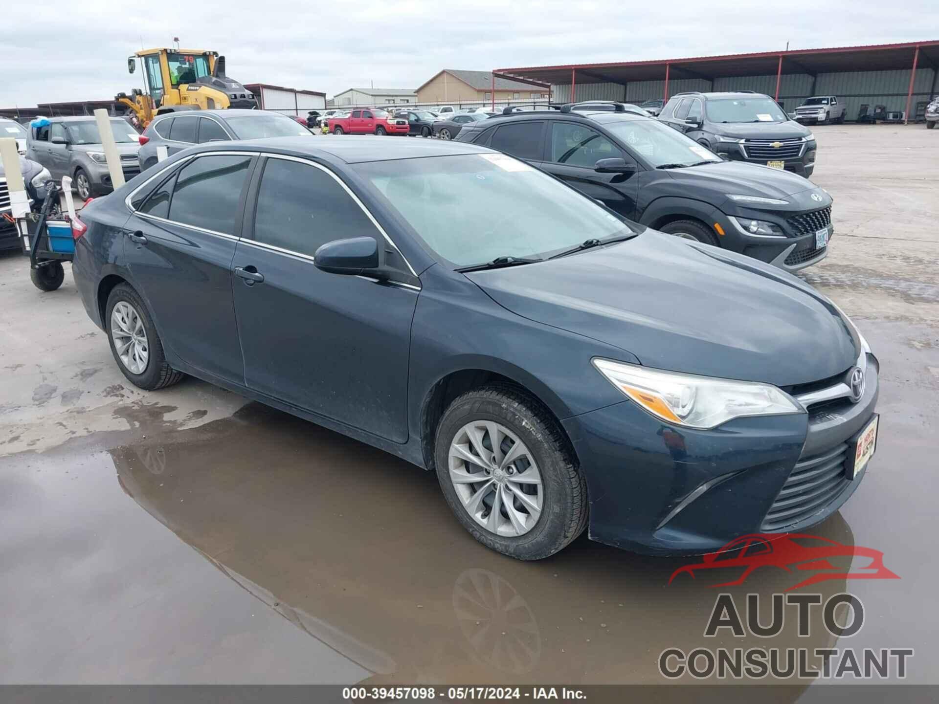 TOYOTA CAMRY 2016 - 4T4BF1FK8GR564540