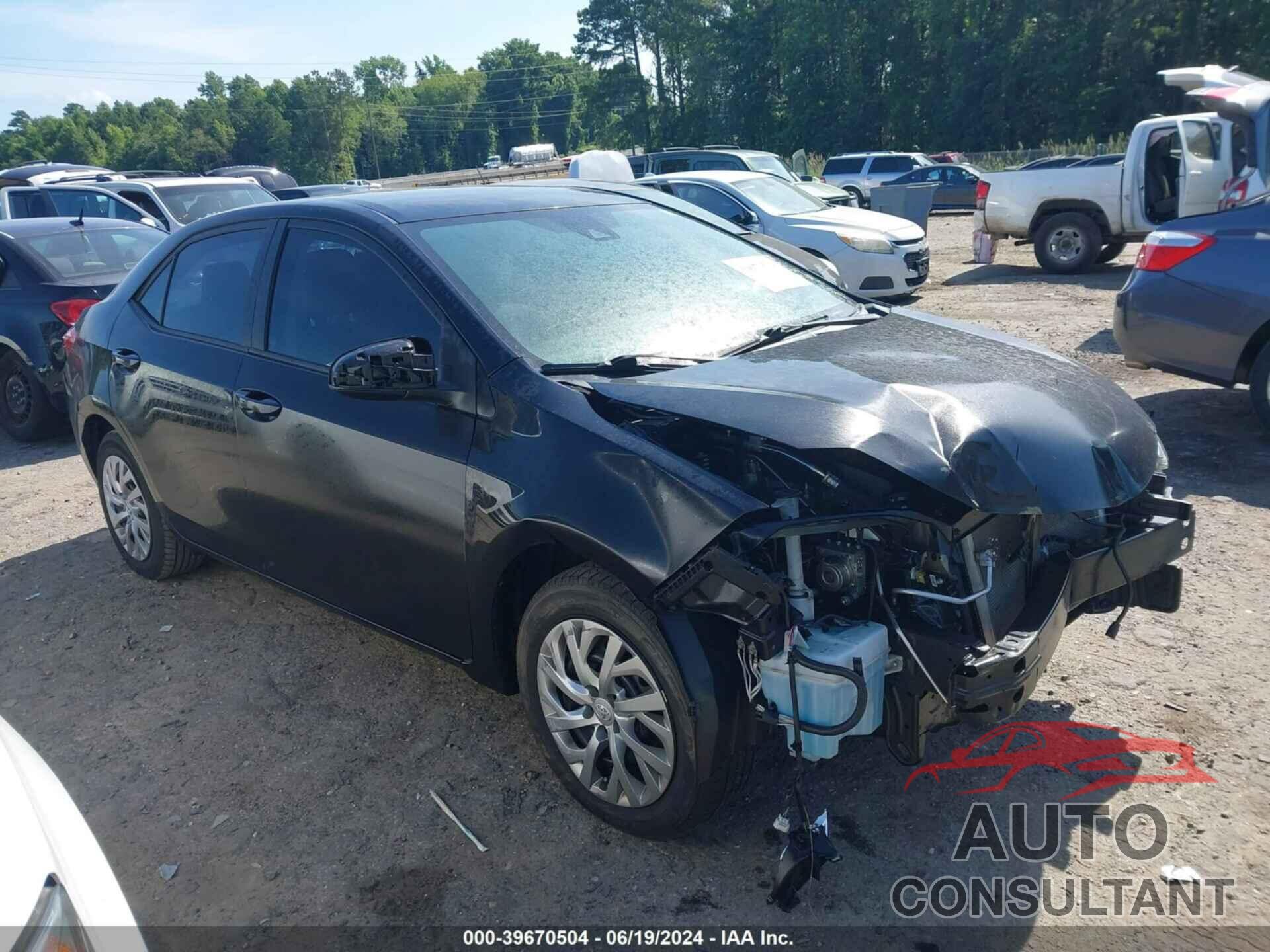 TOYOTA COROLLA 2018 - 2T1BURHE0JC120096