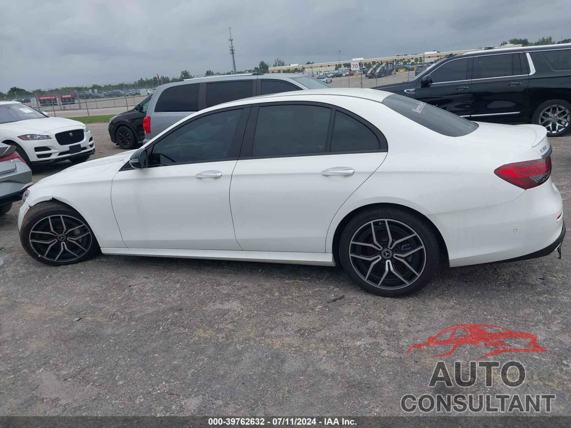 MERCEDES-BENZ E 350 2023 - W1KZF8DB2PB141253