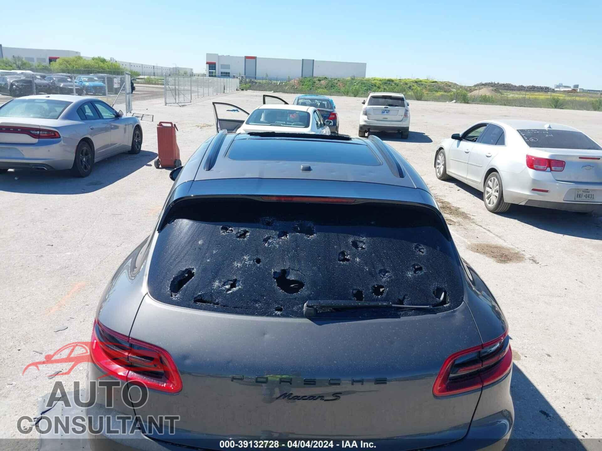 PORSCHE MACAN 2016 - WP1AB2A53GLB56870