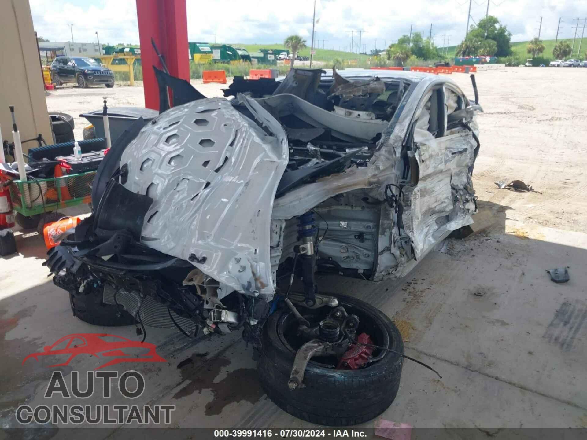 TESLA MODEL 3 2020 - 5YJ3E1ECXLF784233
