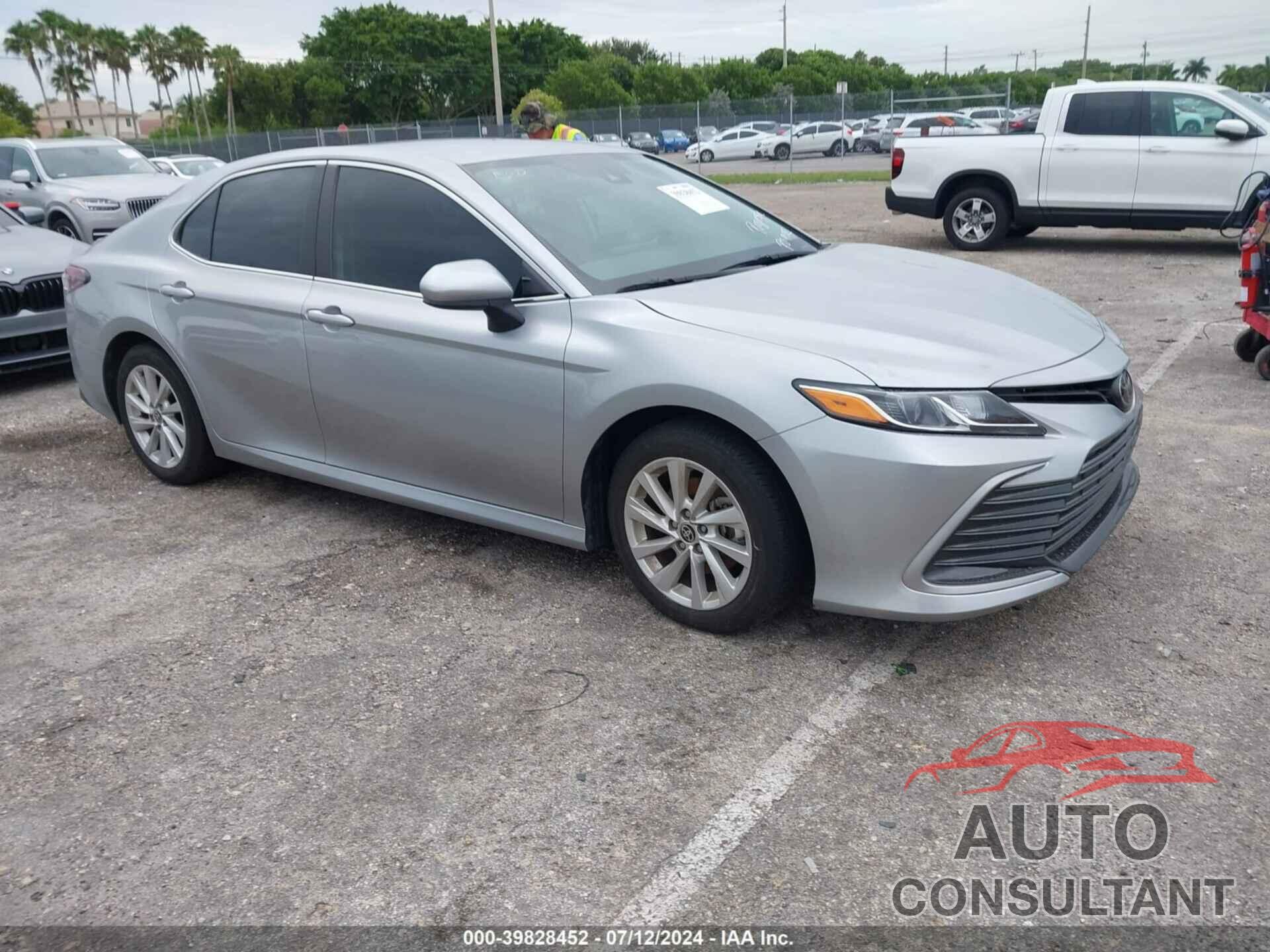 TOYOTA CAMRY 2023 - 4T1C11AK9PU783723