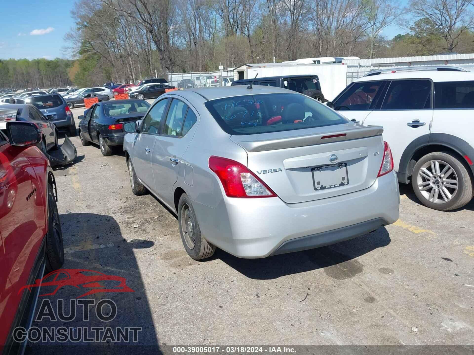 NISSAN VERSA 2019 - 3N1CN7AP3KL846716