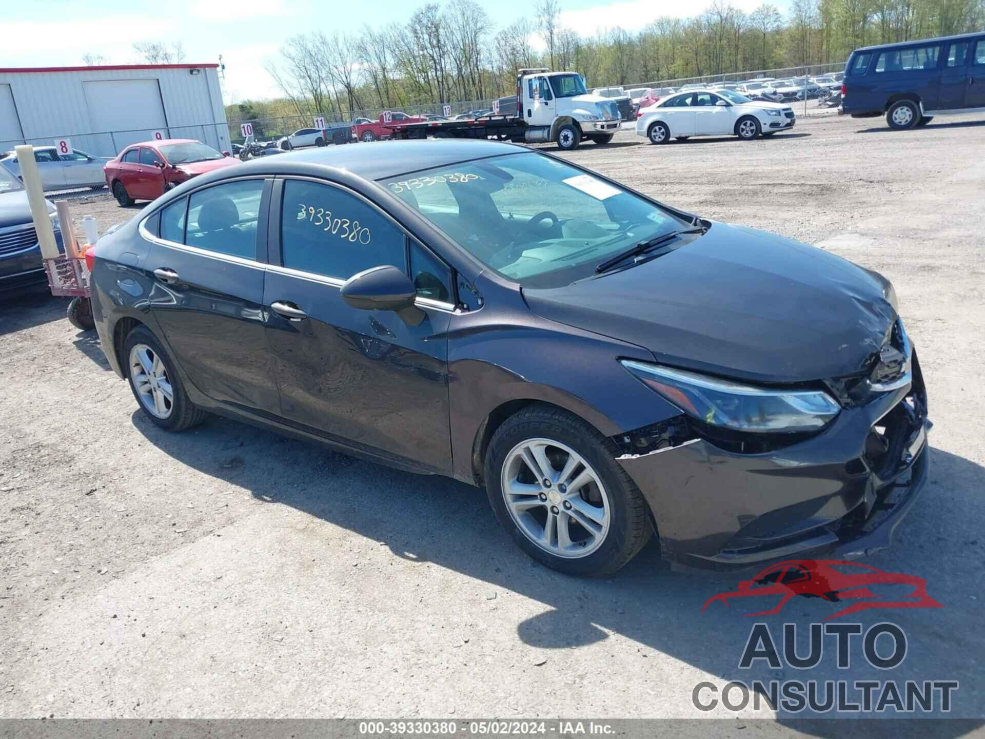 CHEVROLET CRUZE 2017 - 1G1BE5SM1H7108341