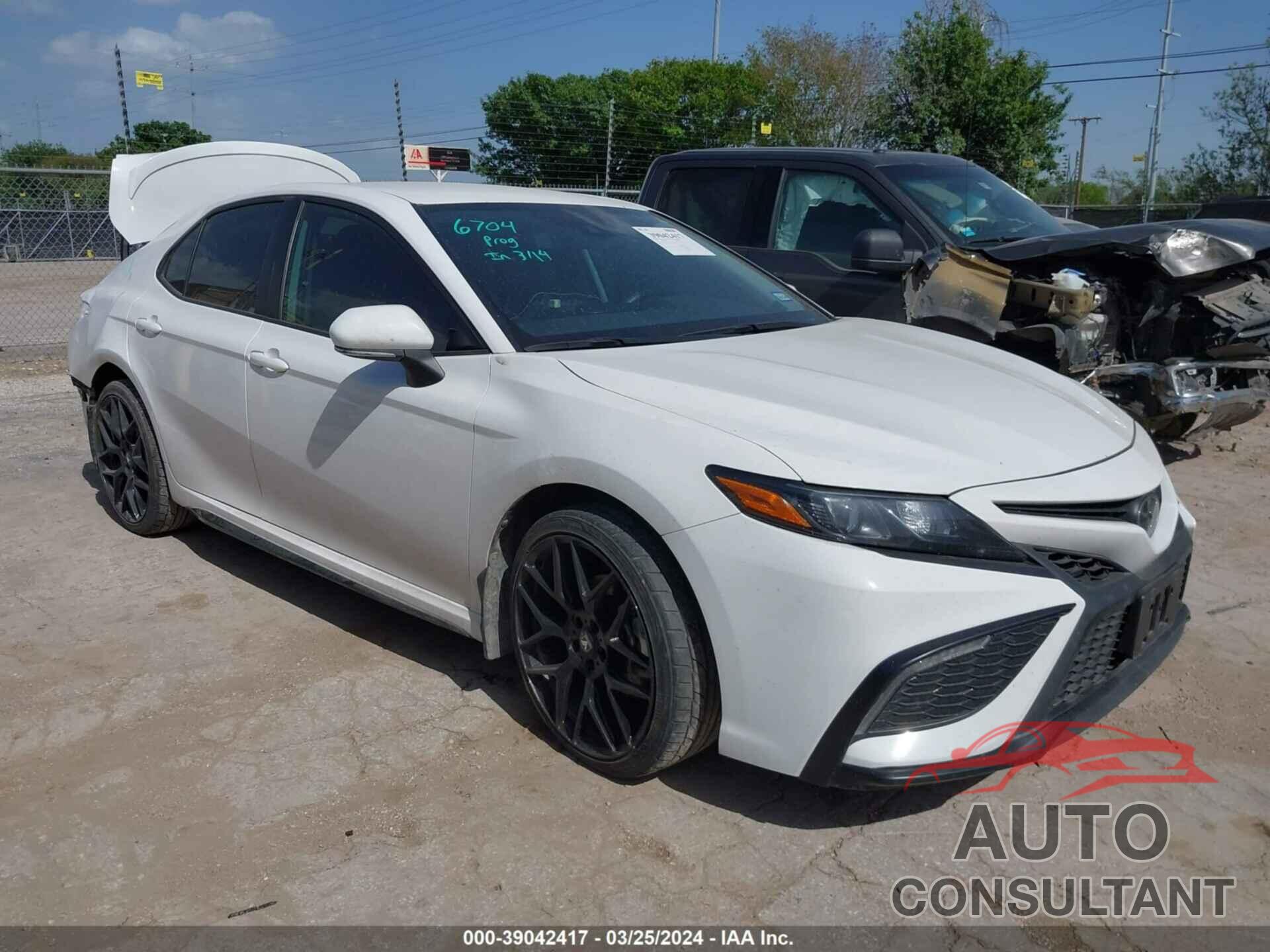TOYOTA CAMRY 2023 - 4T1G11AKXPU777057