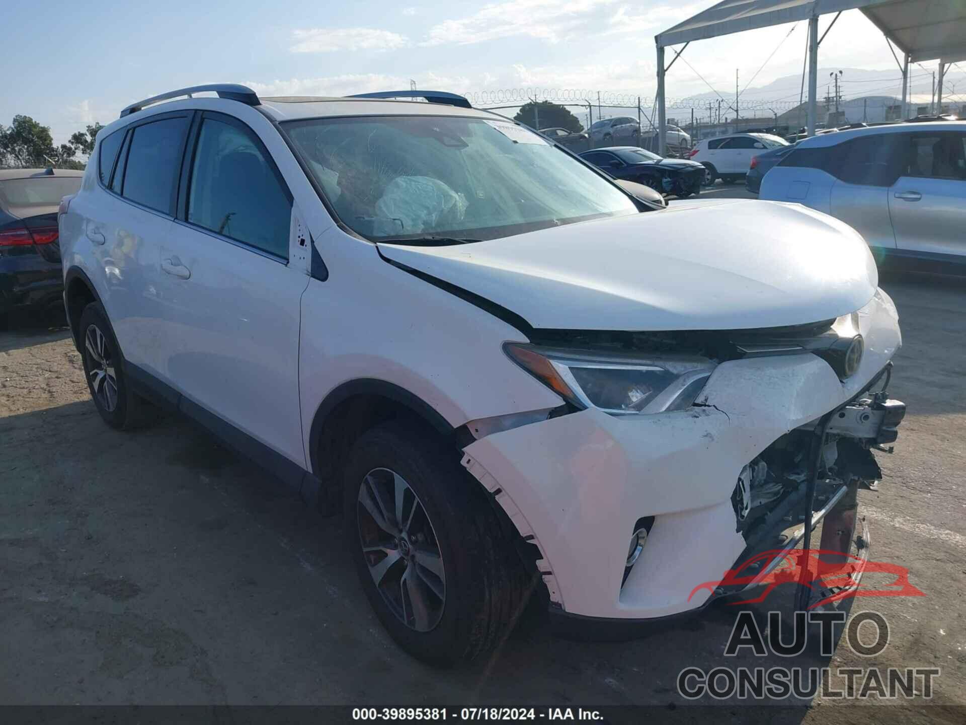 TOYOTA RAV4 2017 - JTMWFREV1HJ111874