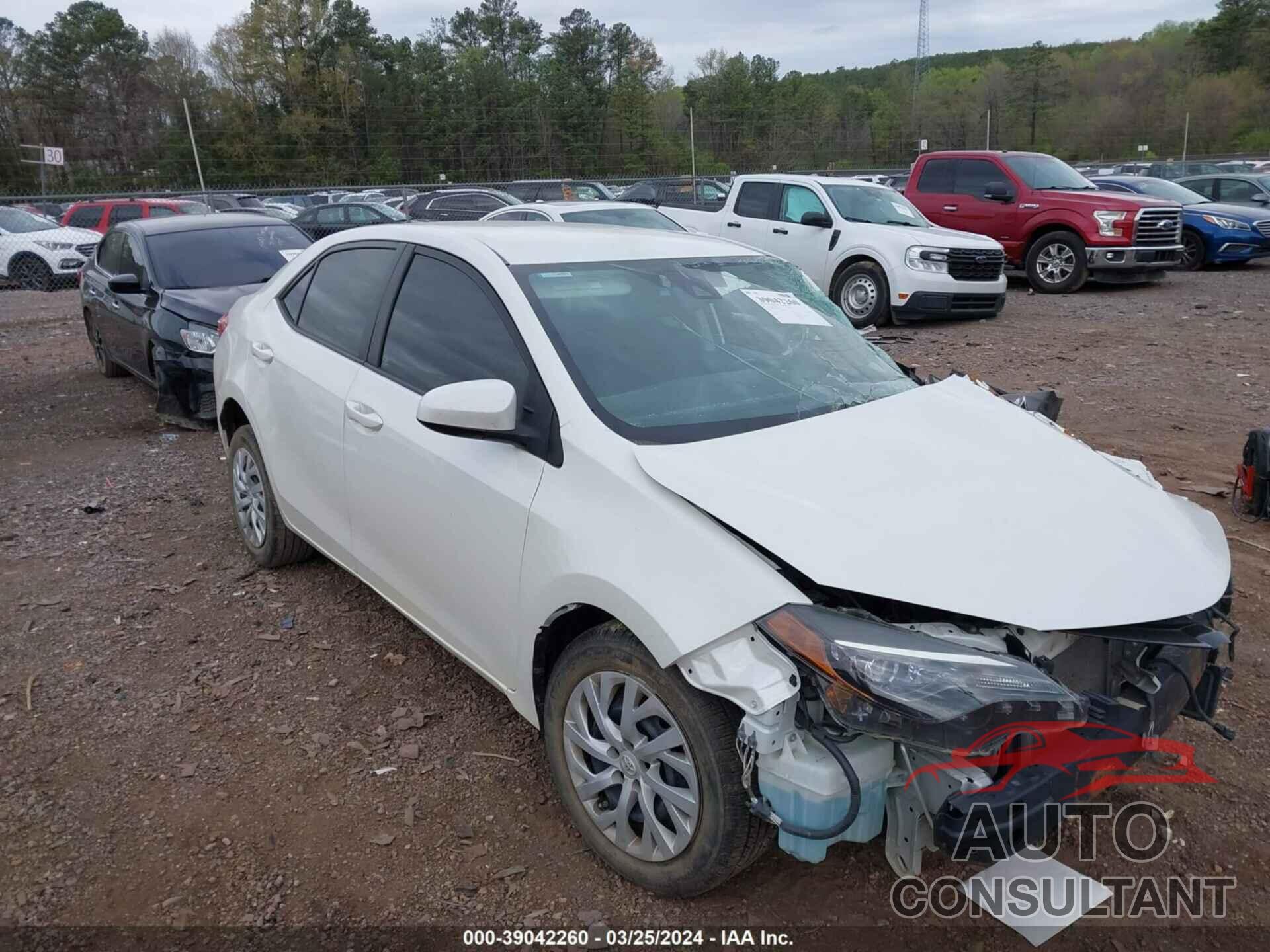 TOYOTA COROLLA 2017 - 5YFBURHE8HP656286