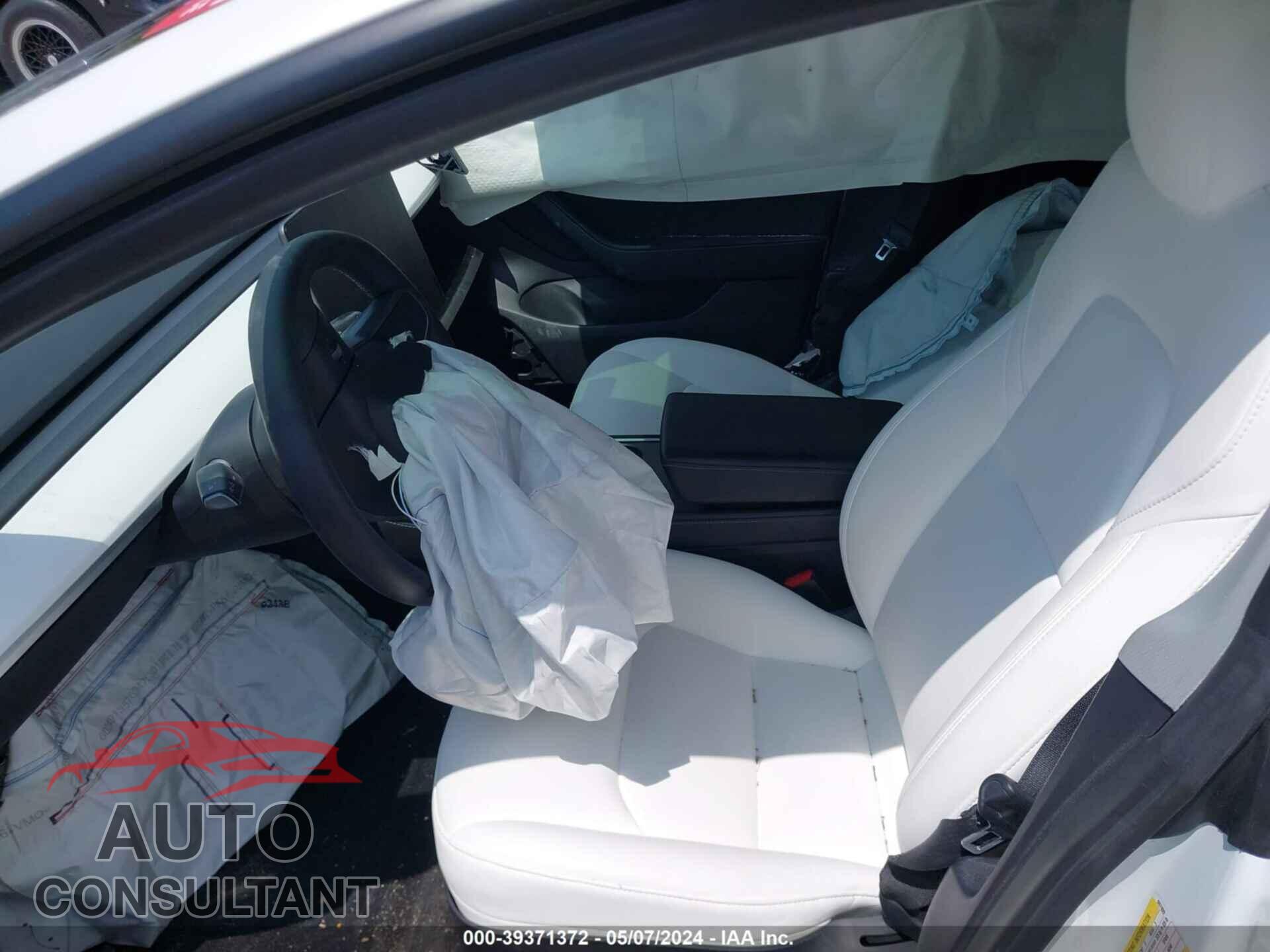 TESLA MODEL 3 2021 - 5YJ3E1EA0MF987499