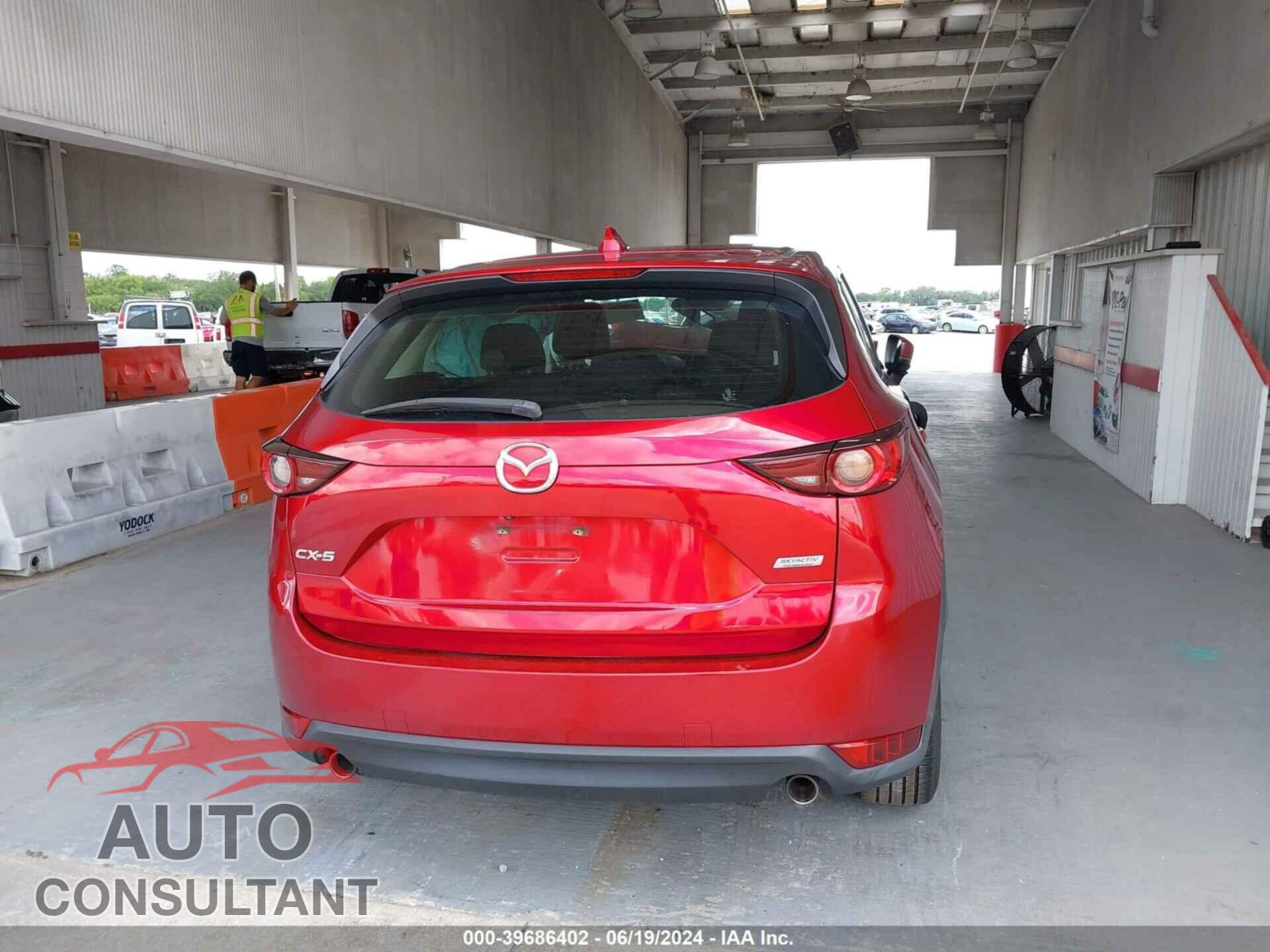 MAZDA CX-5 2018 - JM3KFABM4J0428465