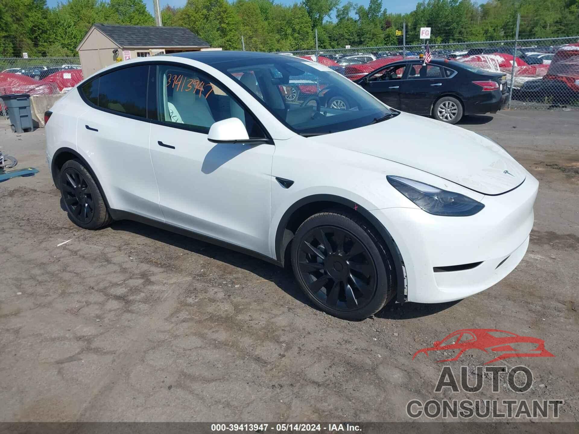 TESLA MODEL Y 2023 - 7SAYGDEE0PF844130