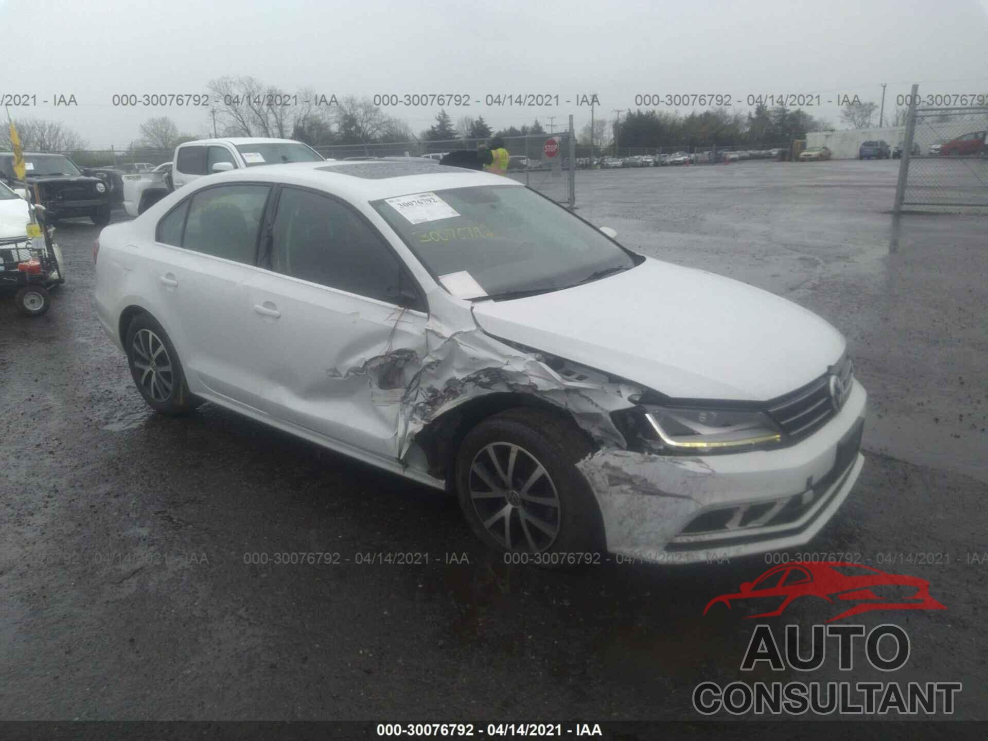 VOLKSWAGEN JETTA 2017 - 3VWDB7AJ7HM255195