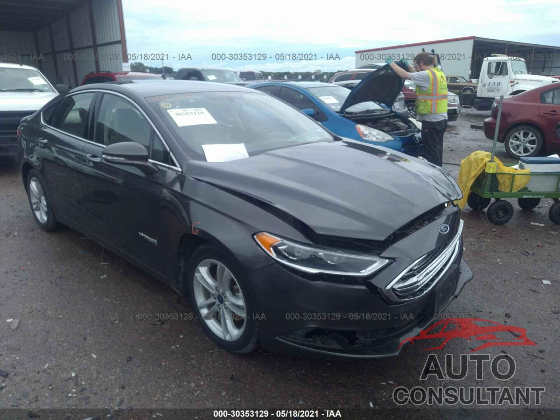 FORD FUSION HYBRID 2018 - 3FA6P0LU0JR118478