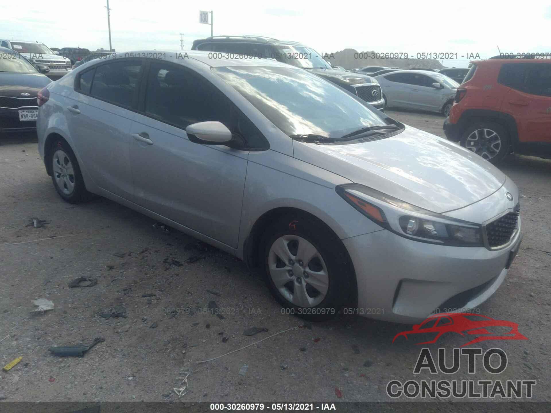 KIA FORTE 2018 - 3KPFK4A75JE206186