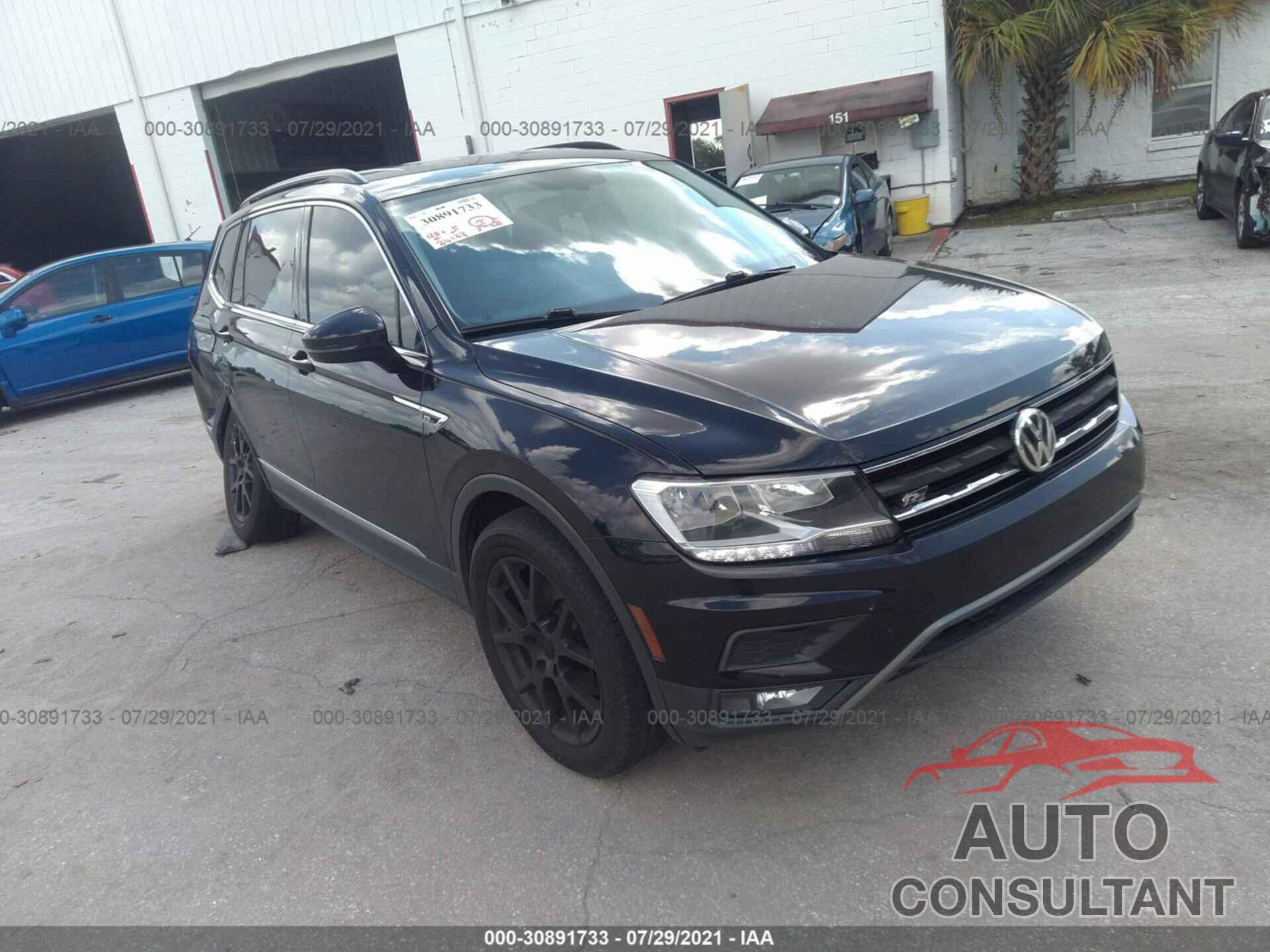 VOLKSWAGEN TIGUAN 2018 - 3VV3B7AX6JM019373