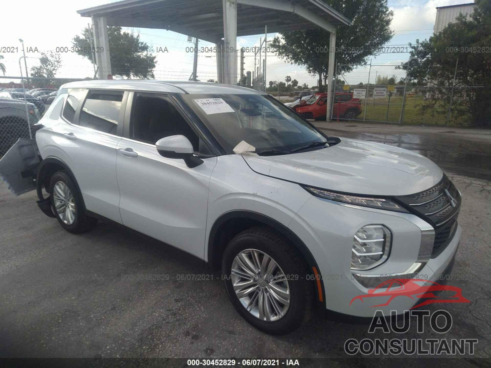 MITSUBISHI OUTLANDER 2022 - JA4J3TA81NZ007957