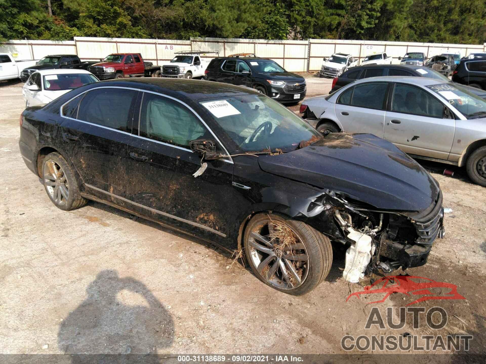 VOLKSWAGEN PASSAT 2017 - 1VWDT7A32HC062033