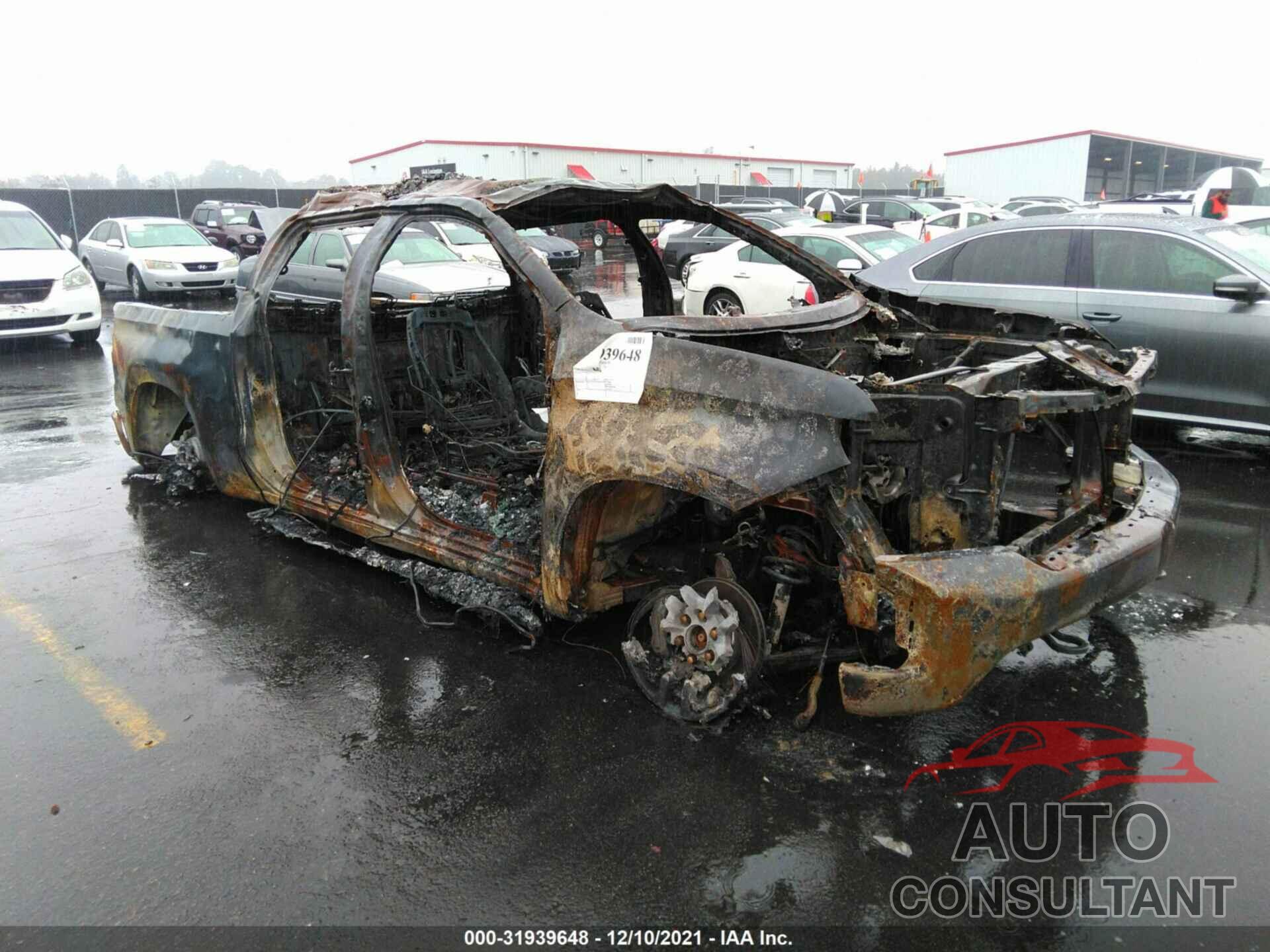 CHEVROLET SILVERADO 1500 2021 - 1GCUYAEF3MZ315664