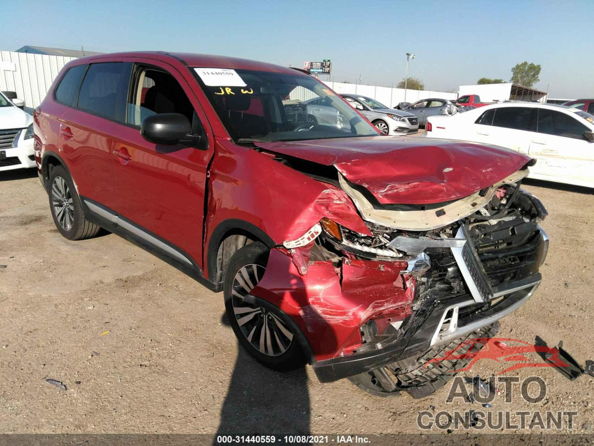MITSUBISHI OUTLANDER 2019 - JA4AD2A31KZ012566