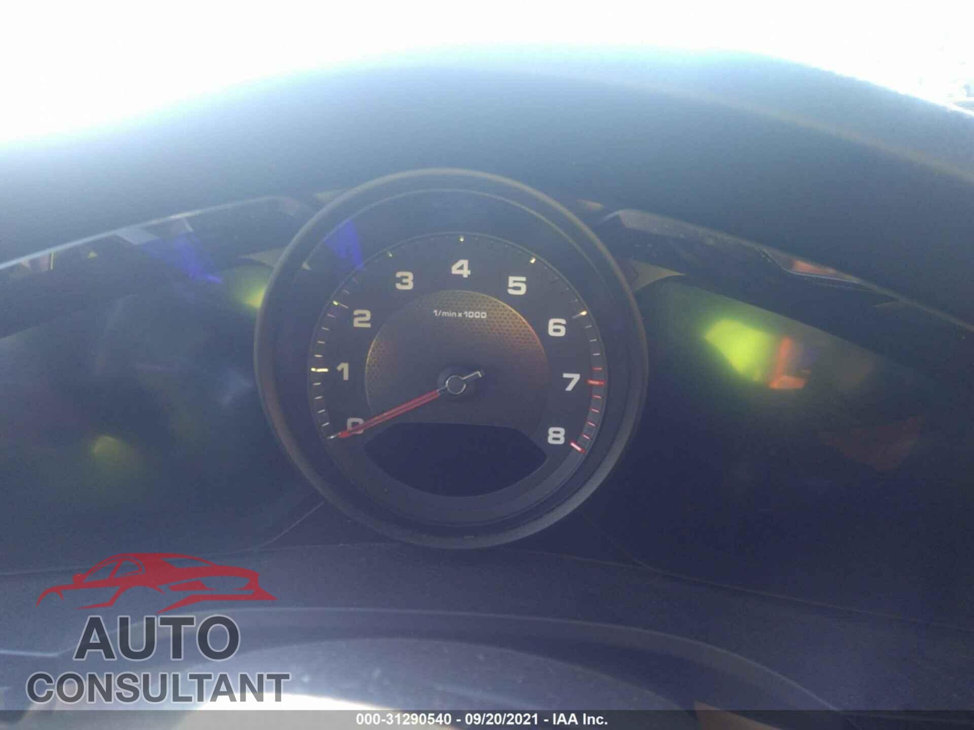PORSCHE CAYENNE 2019 - WP1AA2AY6KDA14254