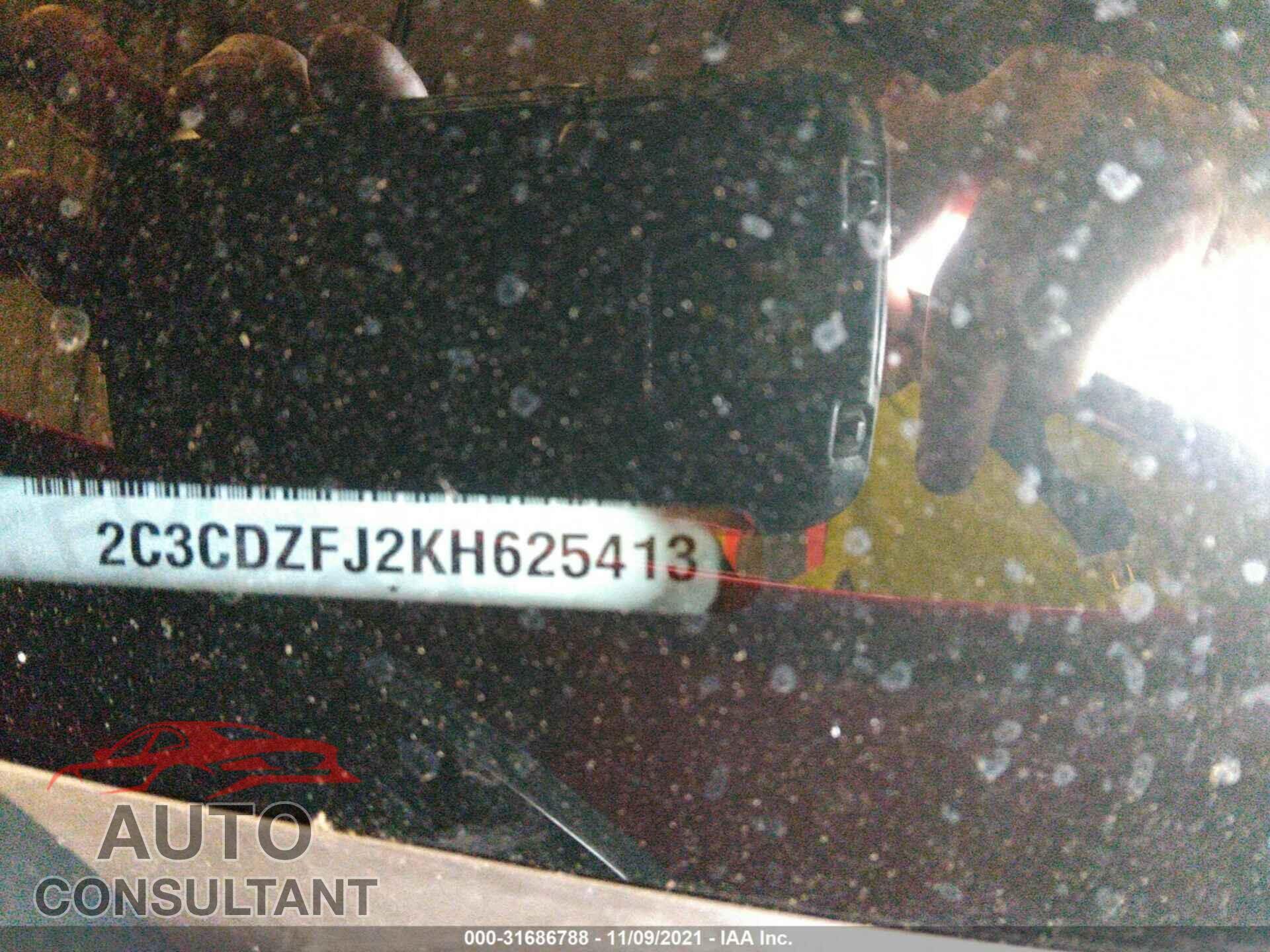 DODGE CHALLENGER 2019 - 2C3CDZFJ2KH625413