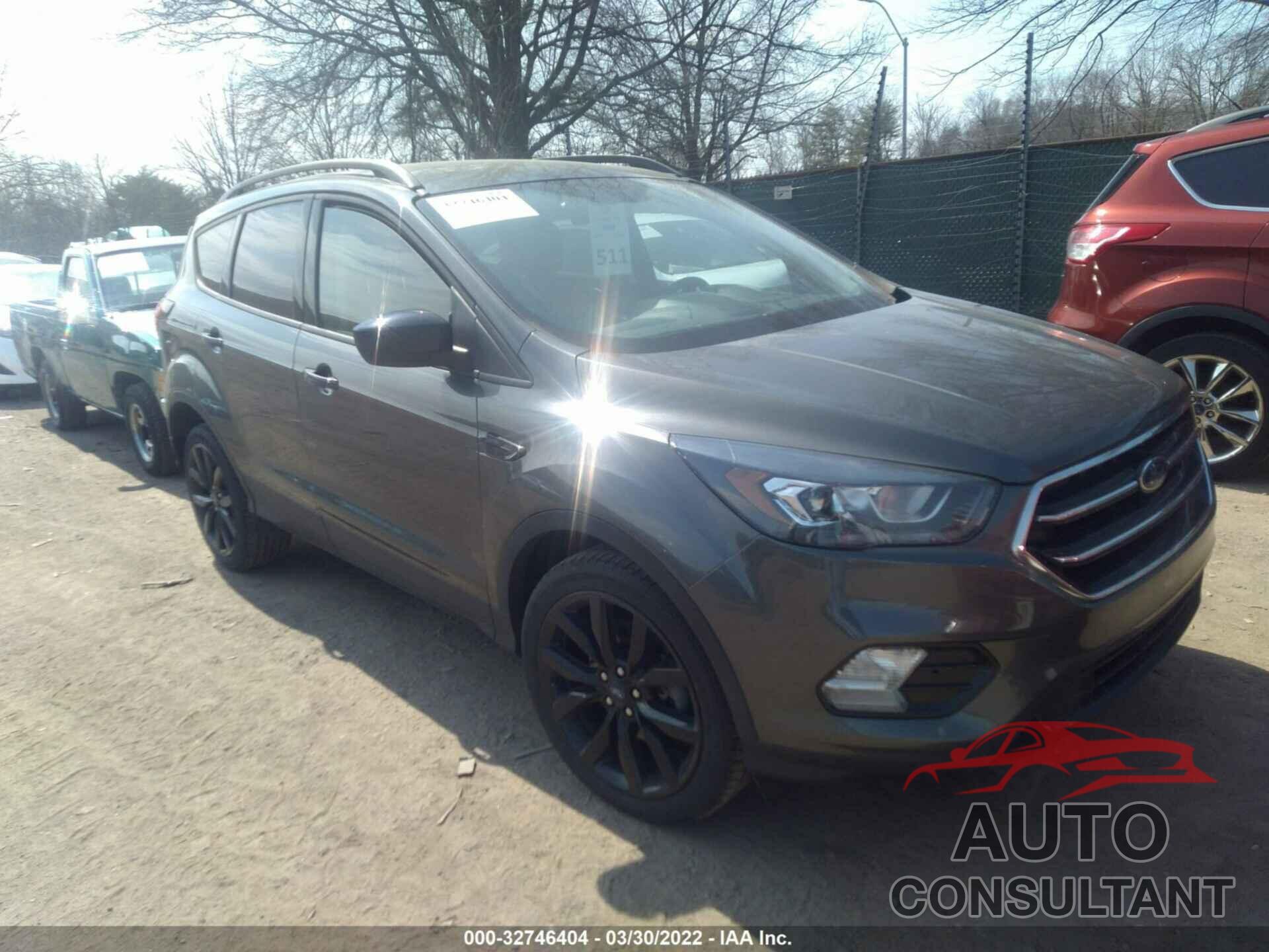 FORD ESCAPE 2019 - 1FMCU9GD3KUB38475