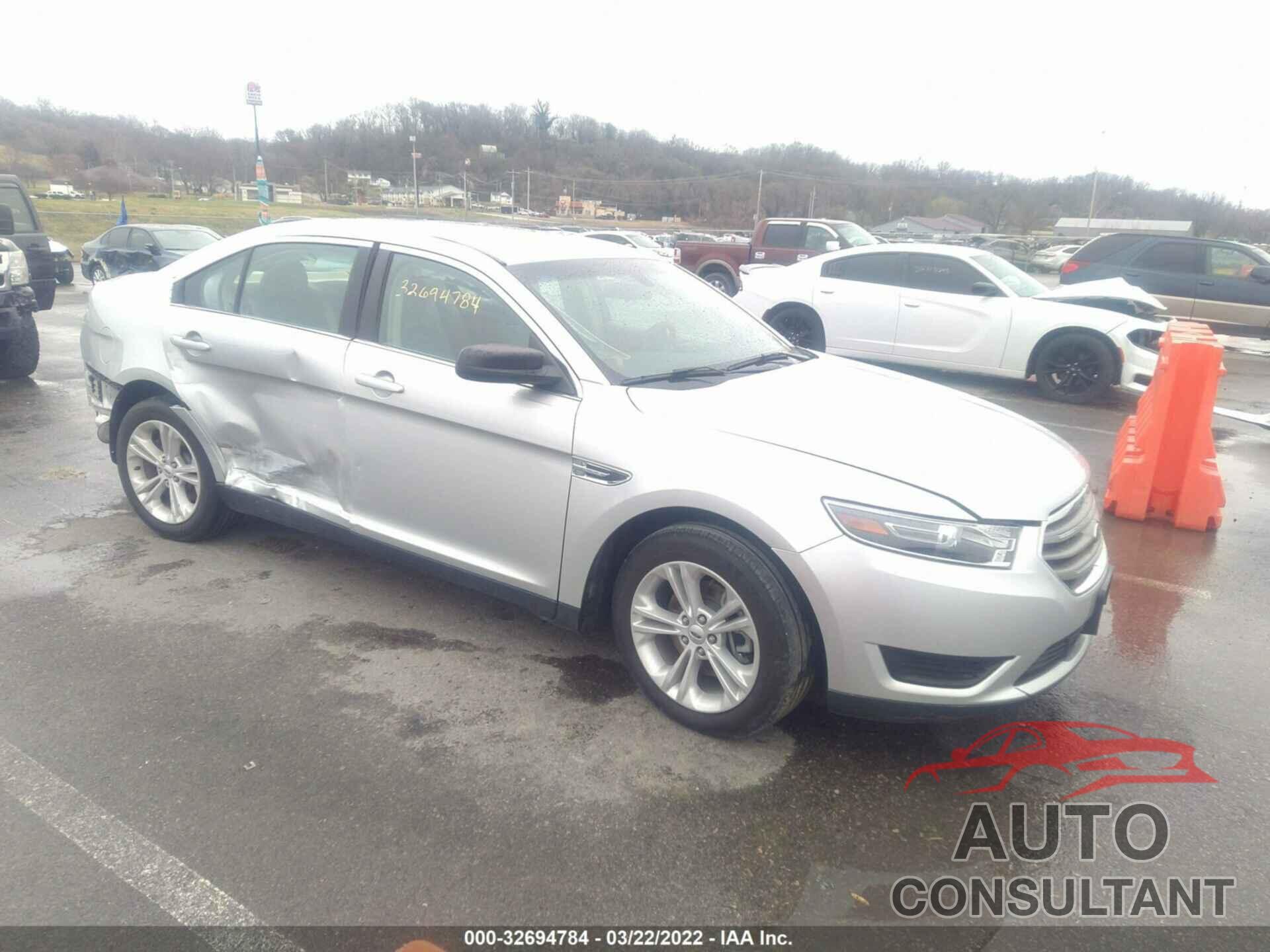 FORD TAURUS 2018 - 1FAHP2D80JG134791