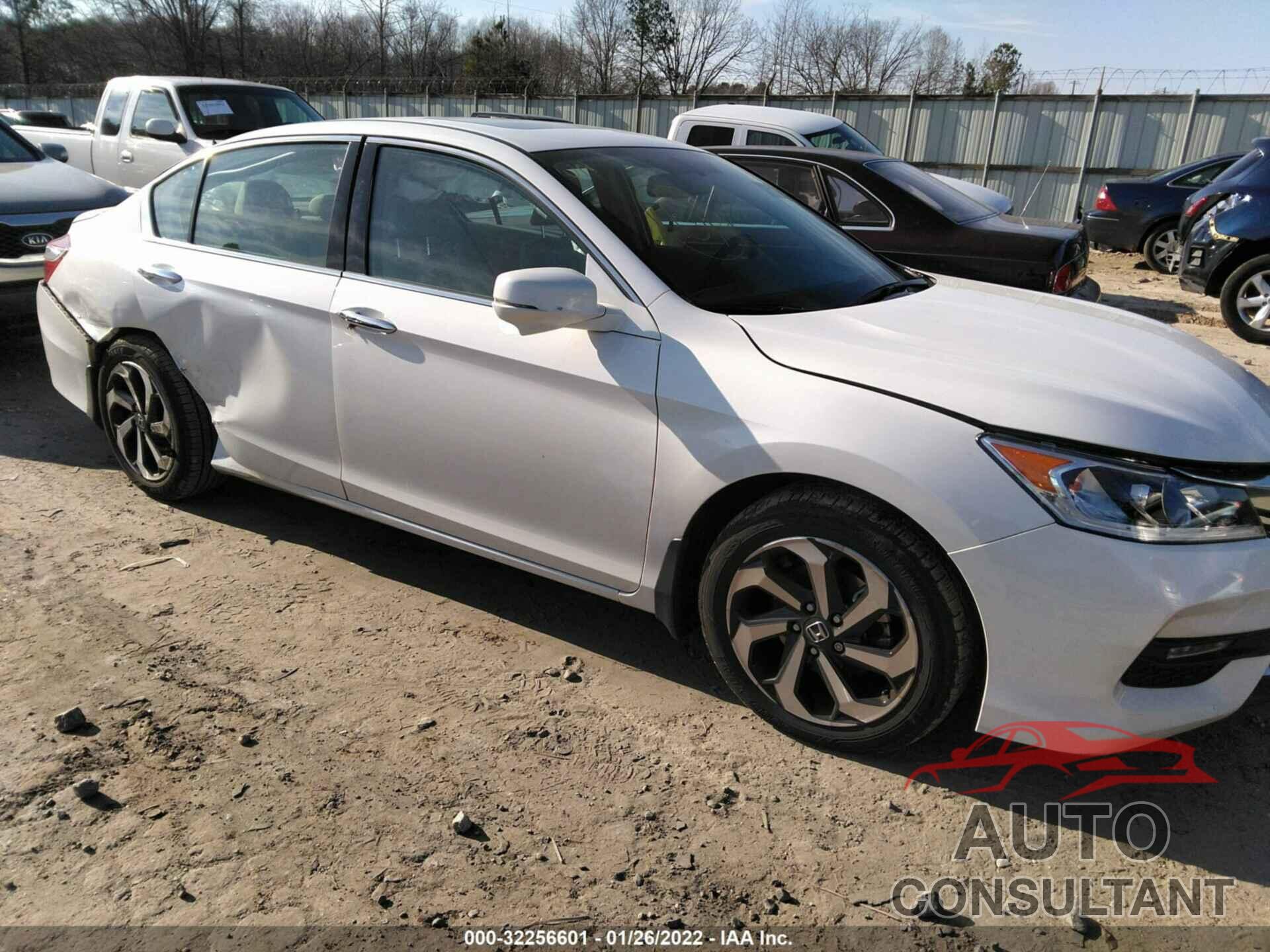 HONDA ACCORD SEDAN 2016 - 1HGCR3F86GA025654