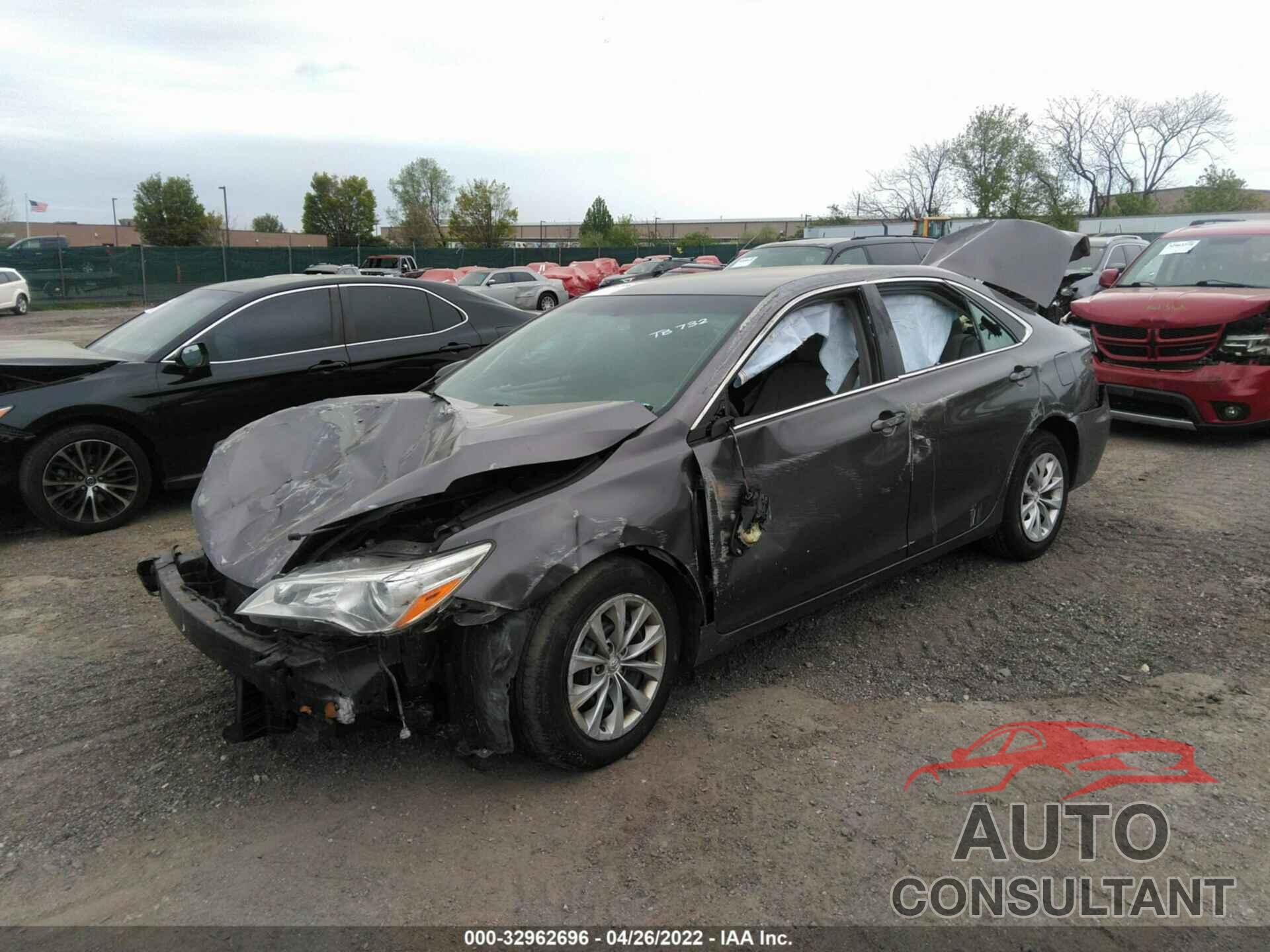 TOYOTA CAMRY 2015 - 4T4BF1FK9FR446513