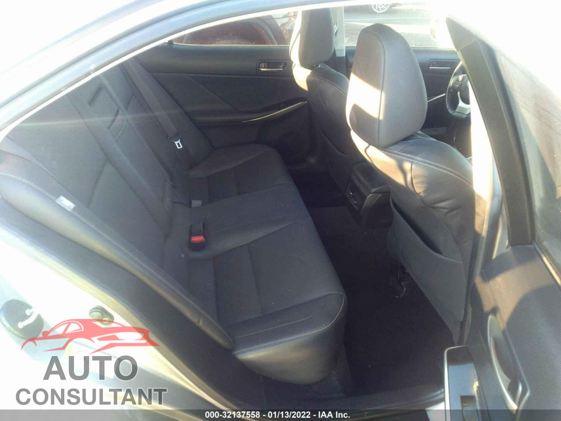 LEXUS IS 2017 - JTHBA1D26H5040068