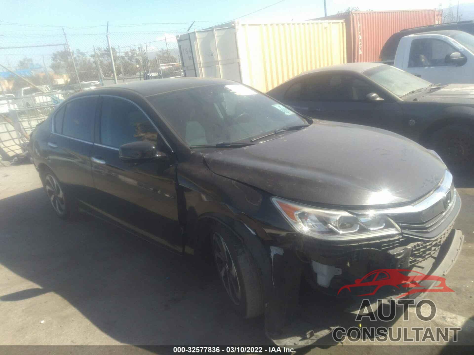 HONDA ACCORD SEDAN 2016 - 1HGCR2F73GA220497