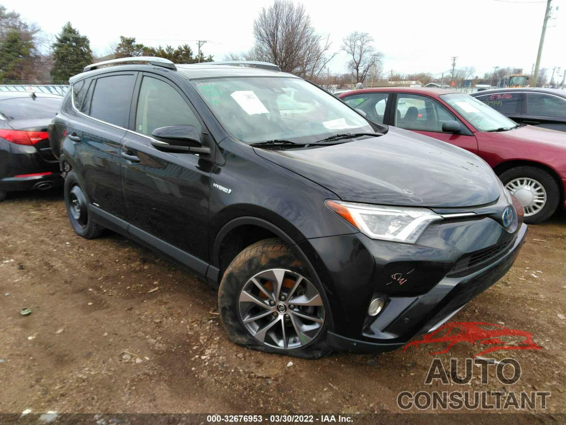 TOYOTA RAV4 2018 - JTMRJREV7JD181346