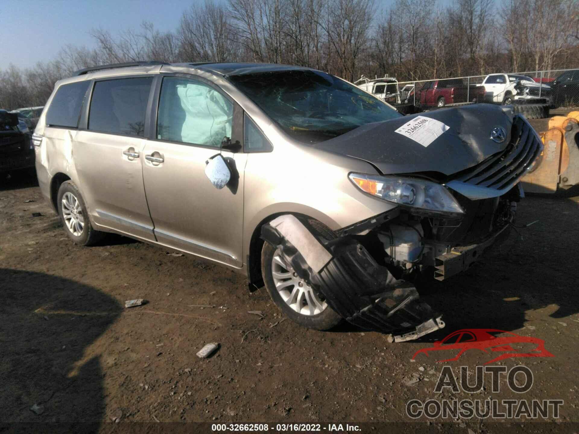 TOYOTA SIENNA 2017 - 5TDYZ3DC4HS858658