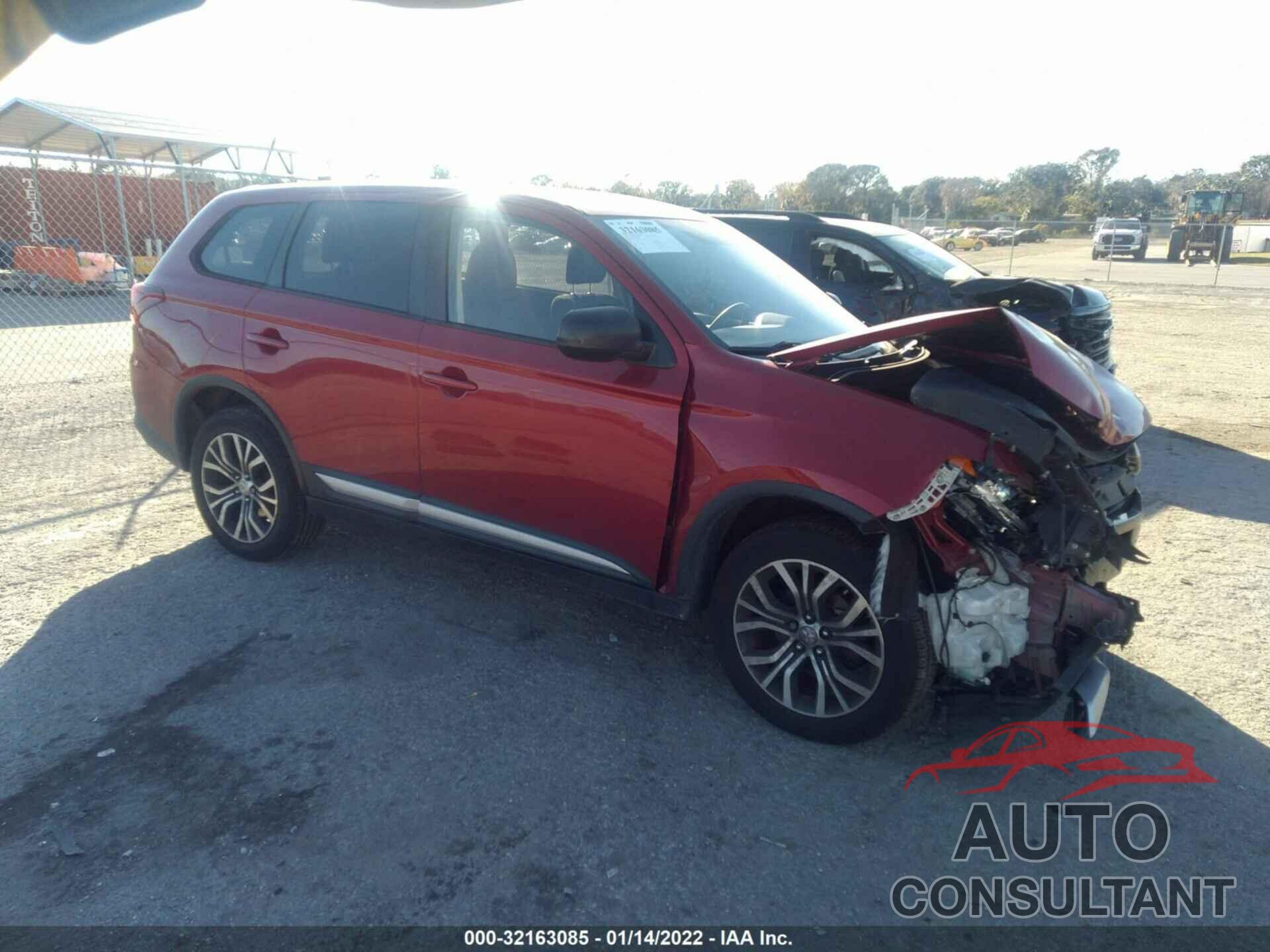 MITSUBISHI OUTLANDER 2018 - JA4AZ3A33JZ024725
