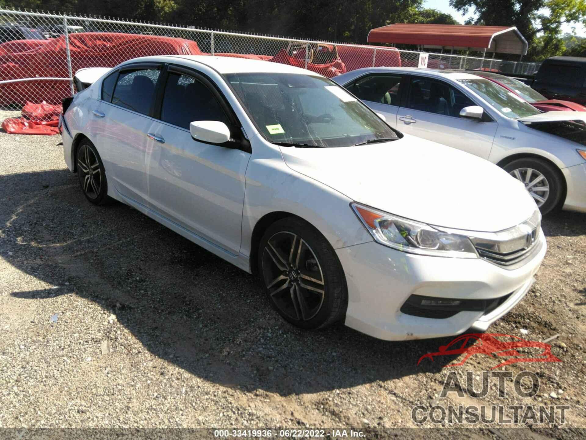 HONDA ACCORD SEDAN 2016 - 1HGCR2F68GA107250