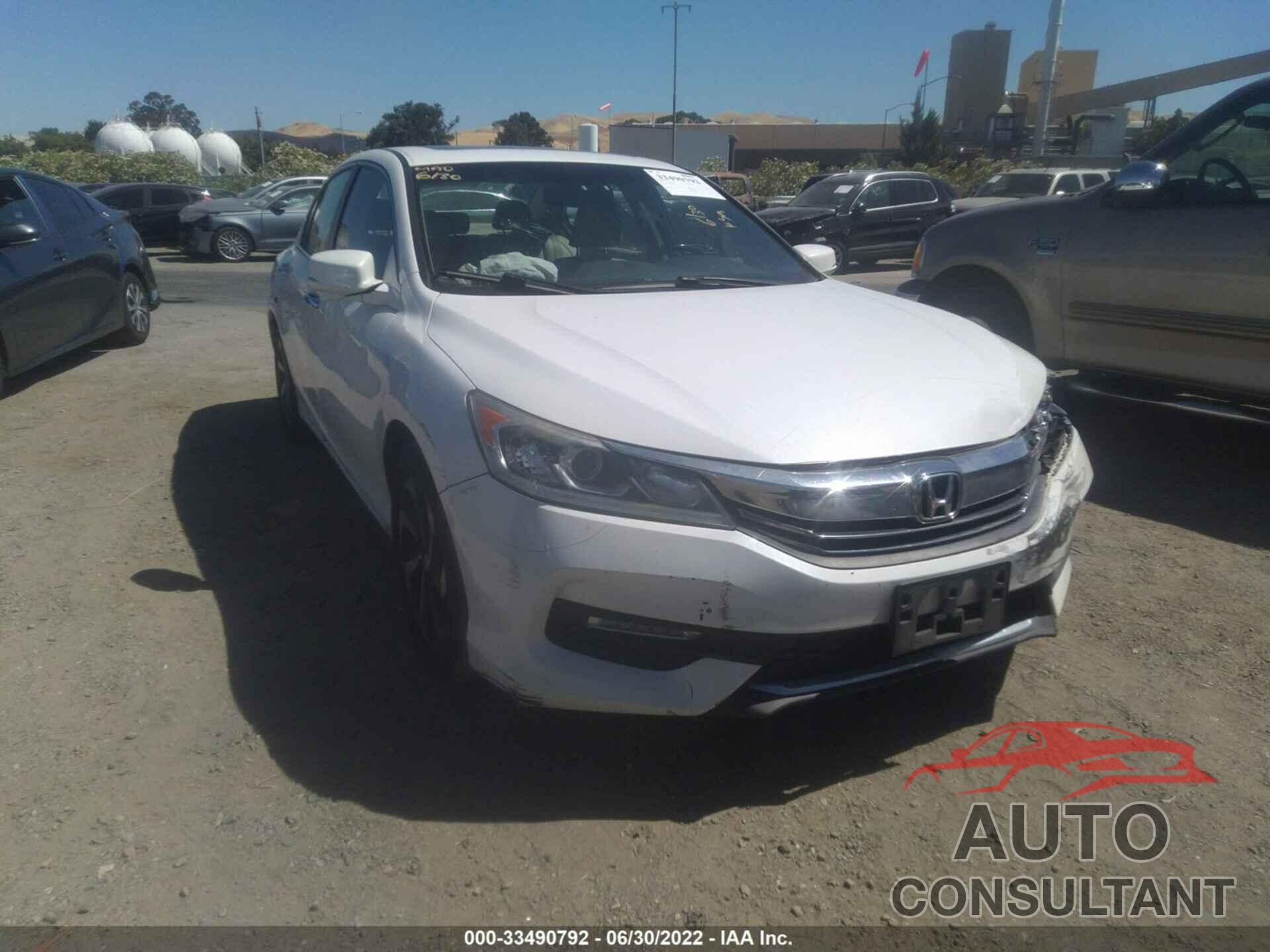 HONDA ACCORD SEDAN 2016 - 1HGCR2F84GA006756