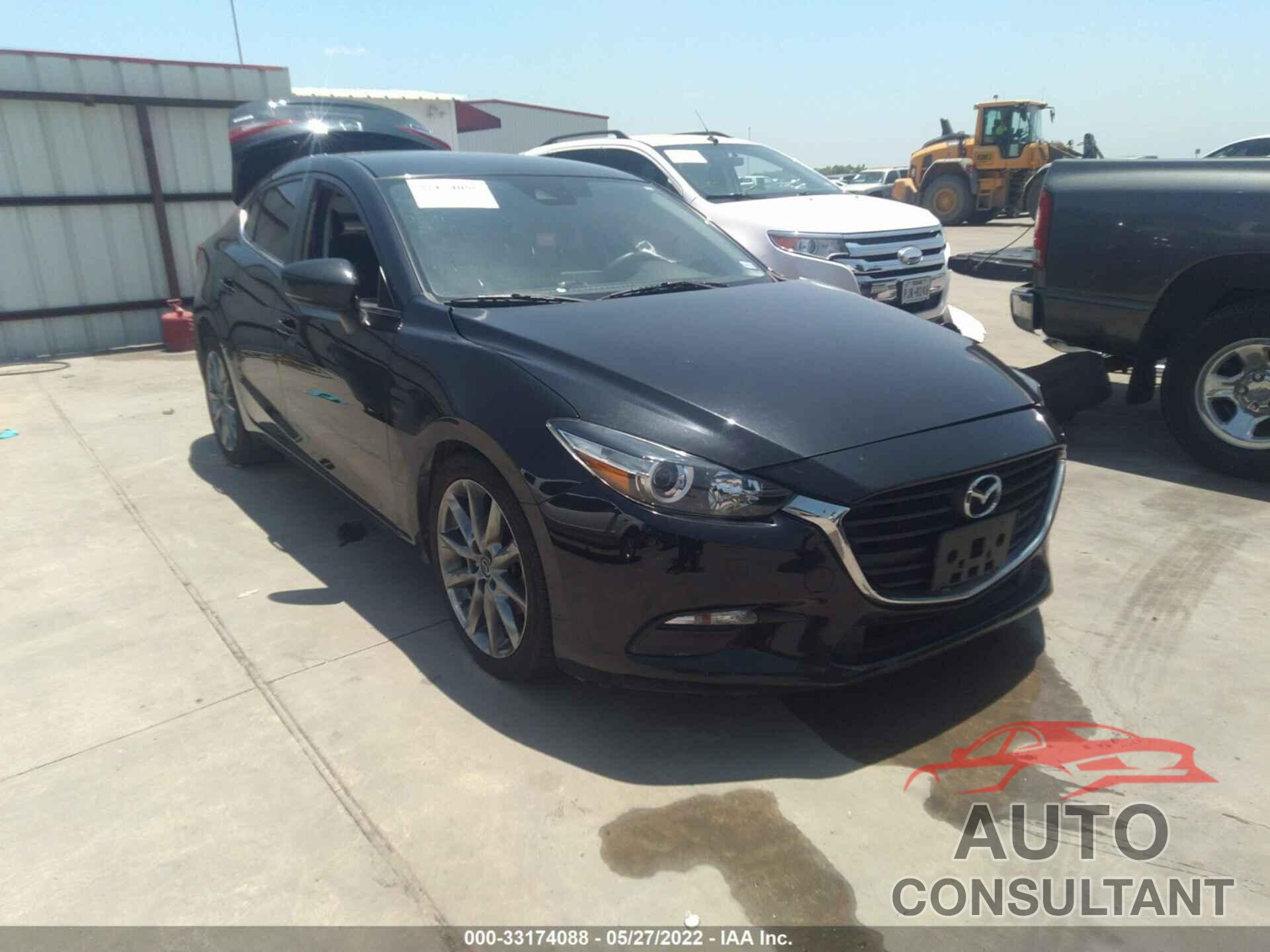 MAZDA MAZDA3 4-DOOR 2018 - 3MZBN1V31JM197131