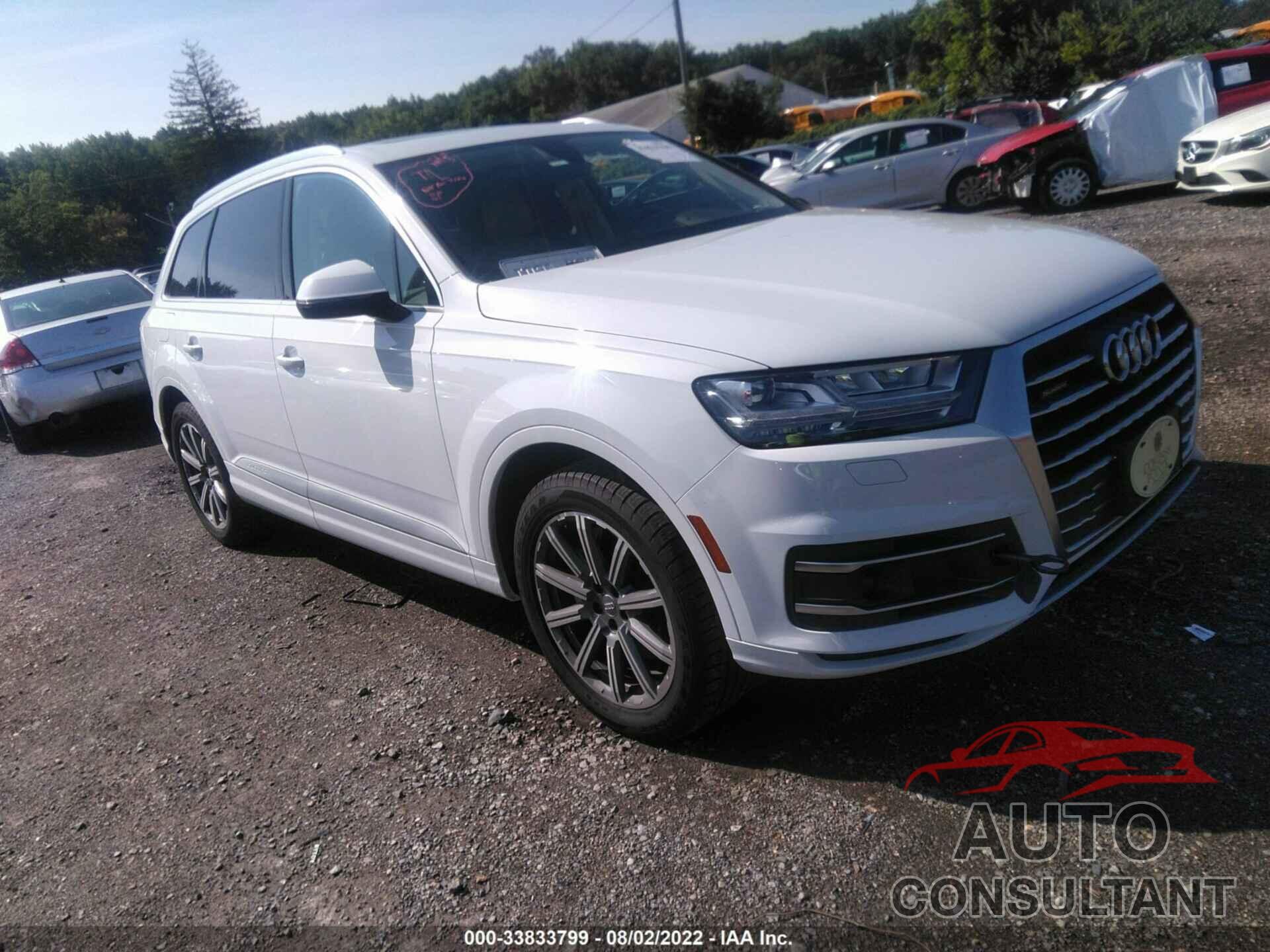 AUDI Q7 2018 - WA1LHAF70JD037098