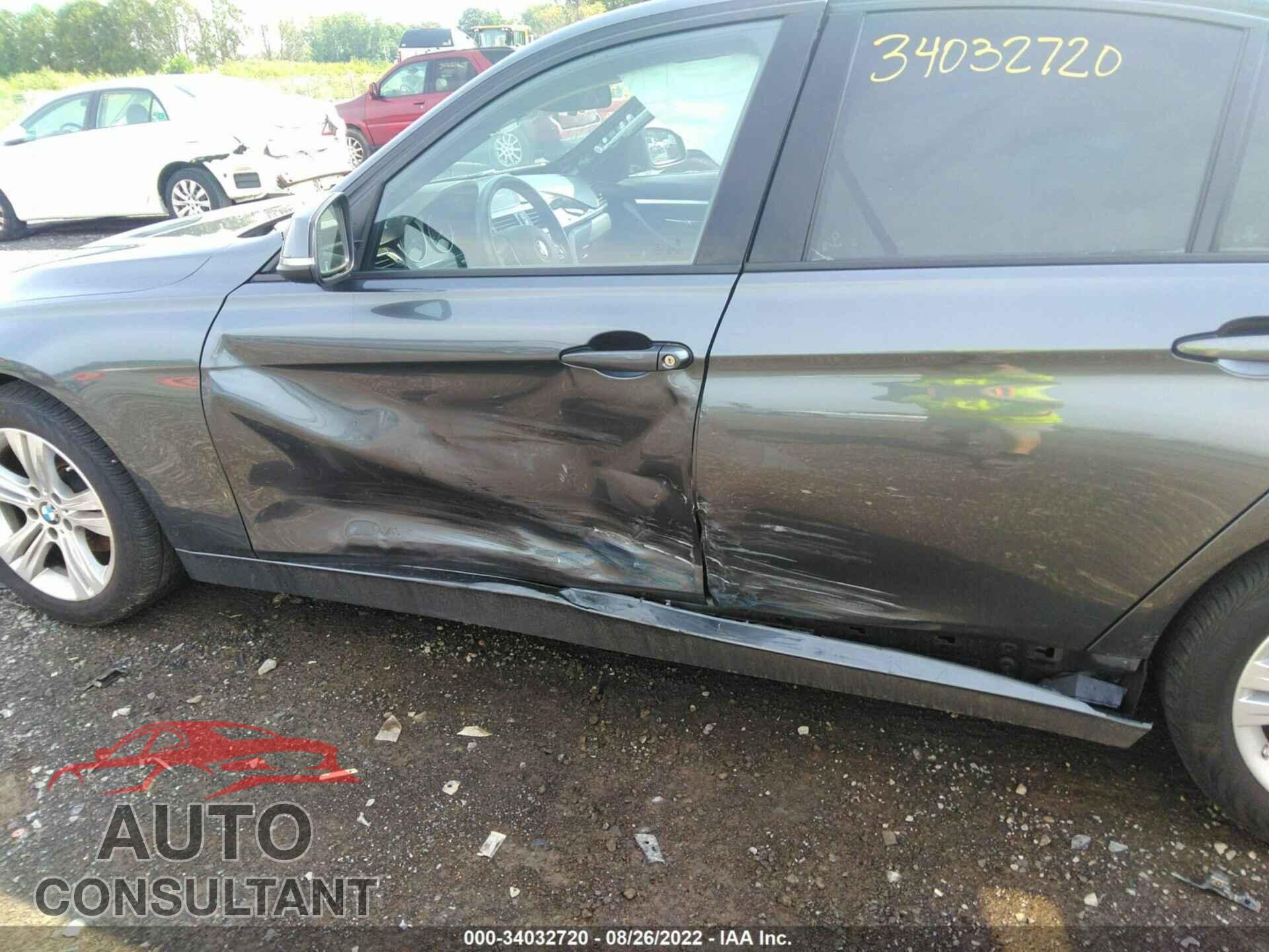 BMW 3 SERIES 2016 - WBA8E3G59GNU01743