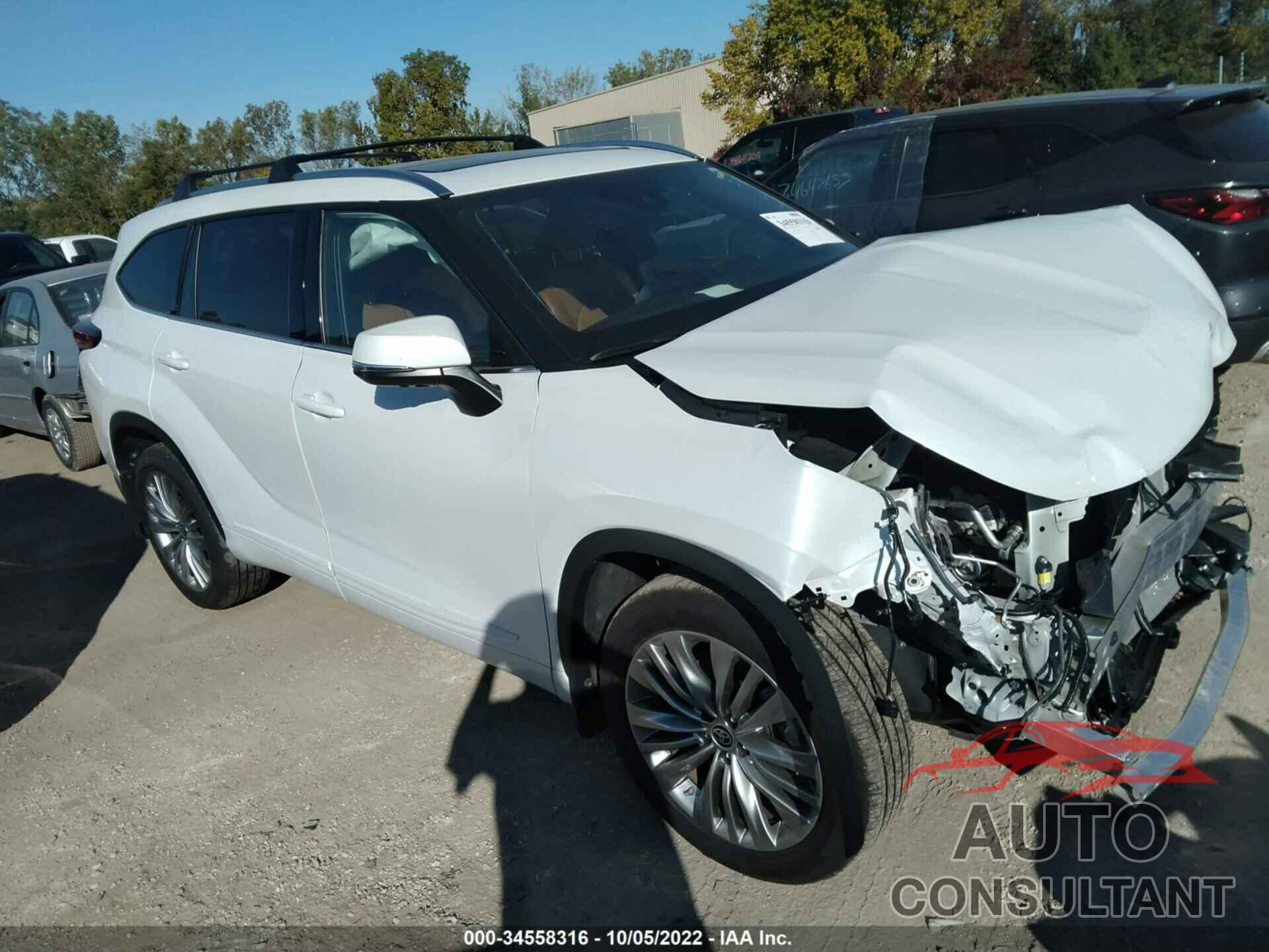 TOYOTA HIGHLANDER 2022 - 5TDFZRBH2NS203984