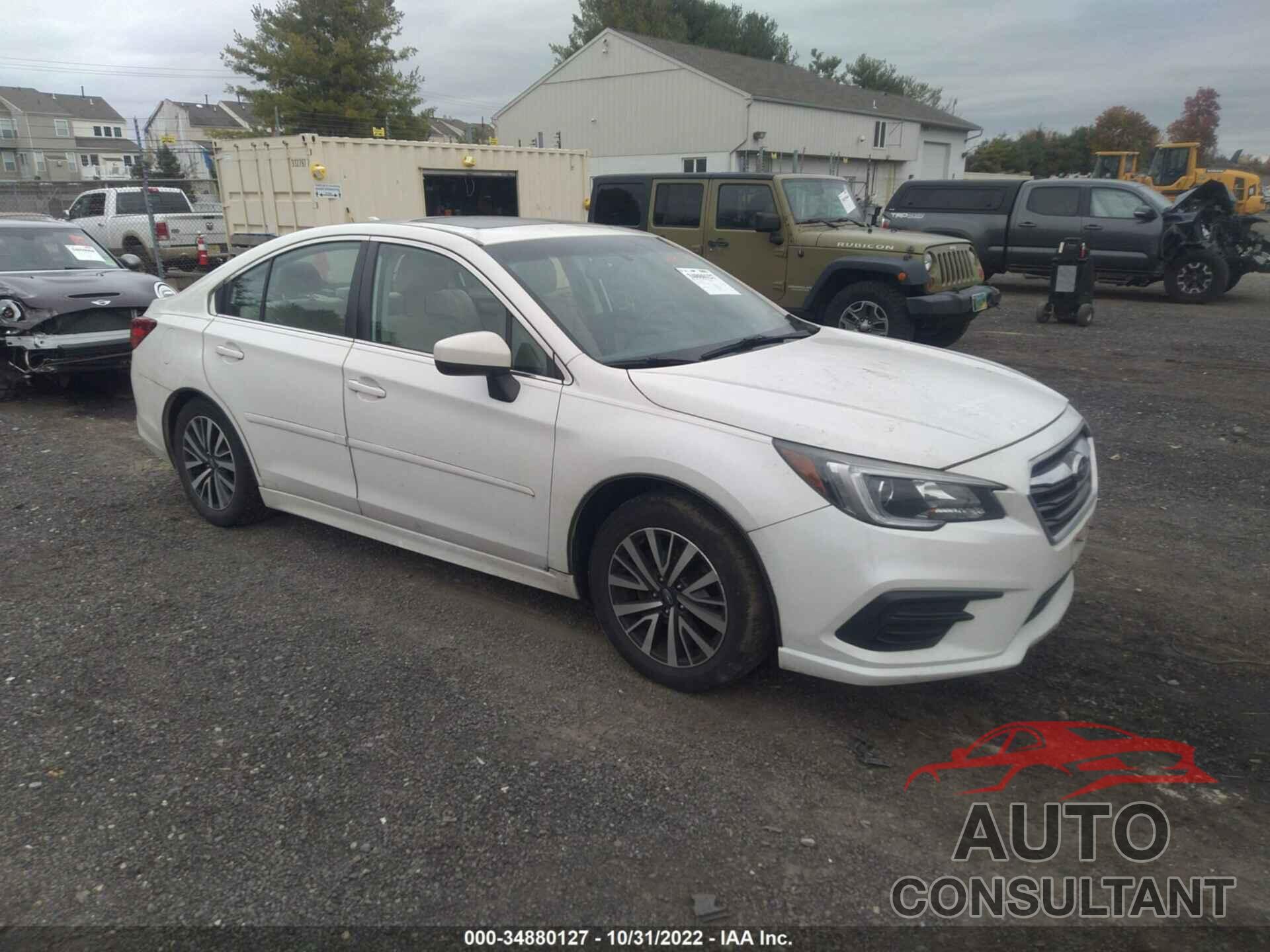 SUBARU LEGACY 2018 - 4S3BNAD65J3015852