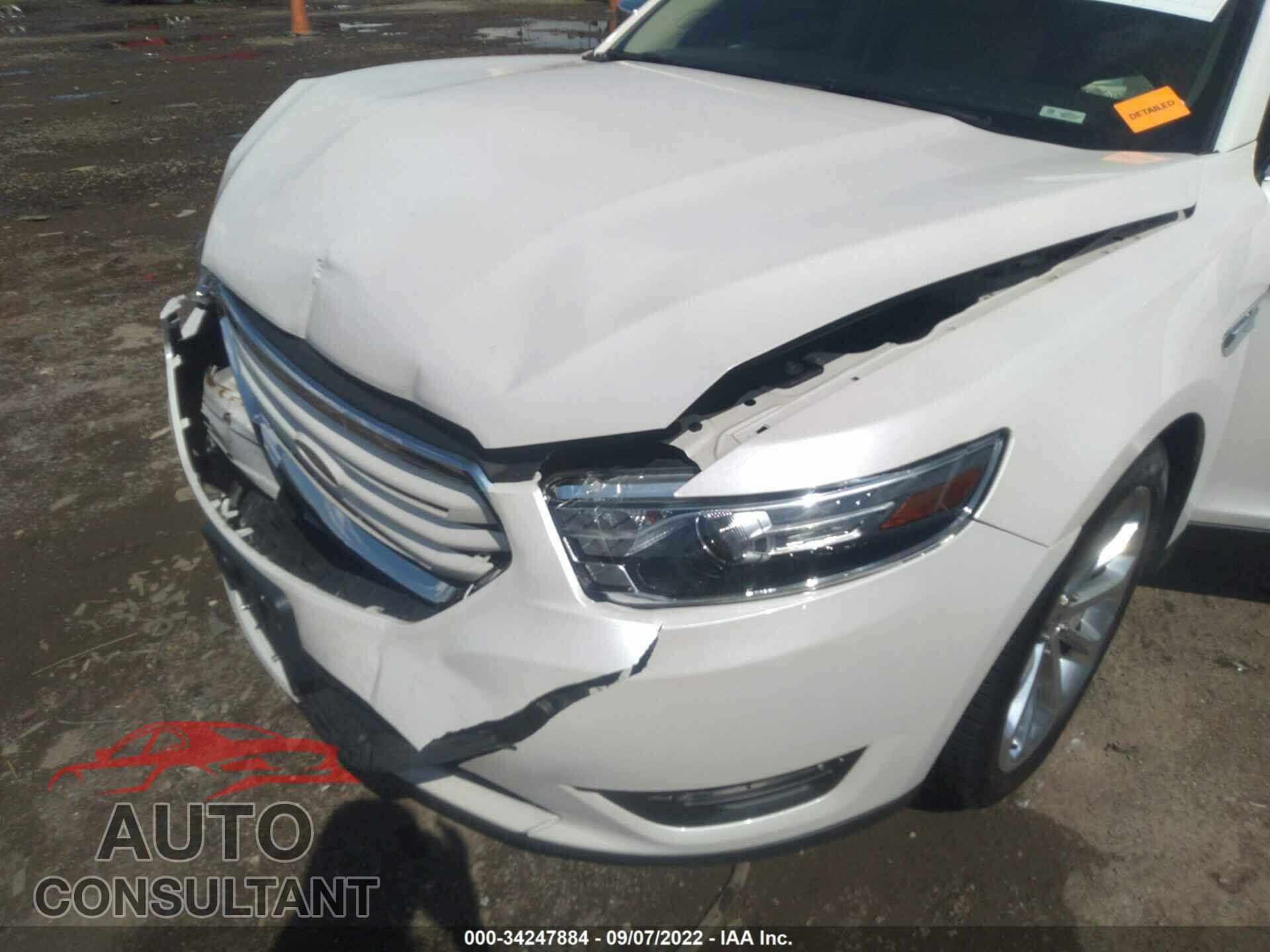 FORD TAURUS 2018 - 1FAHP2F80JG108981