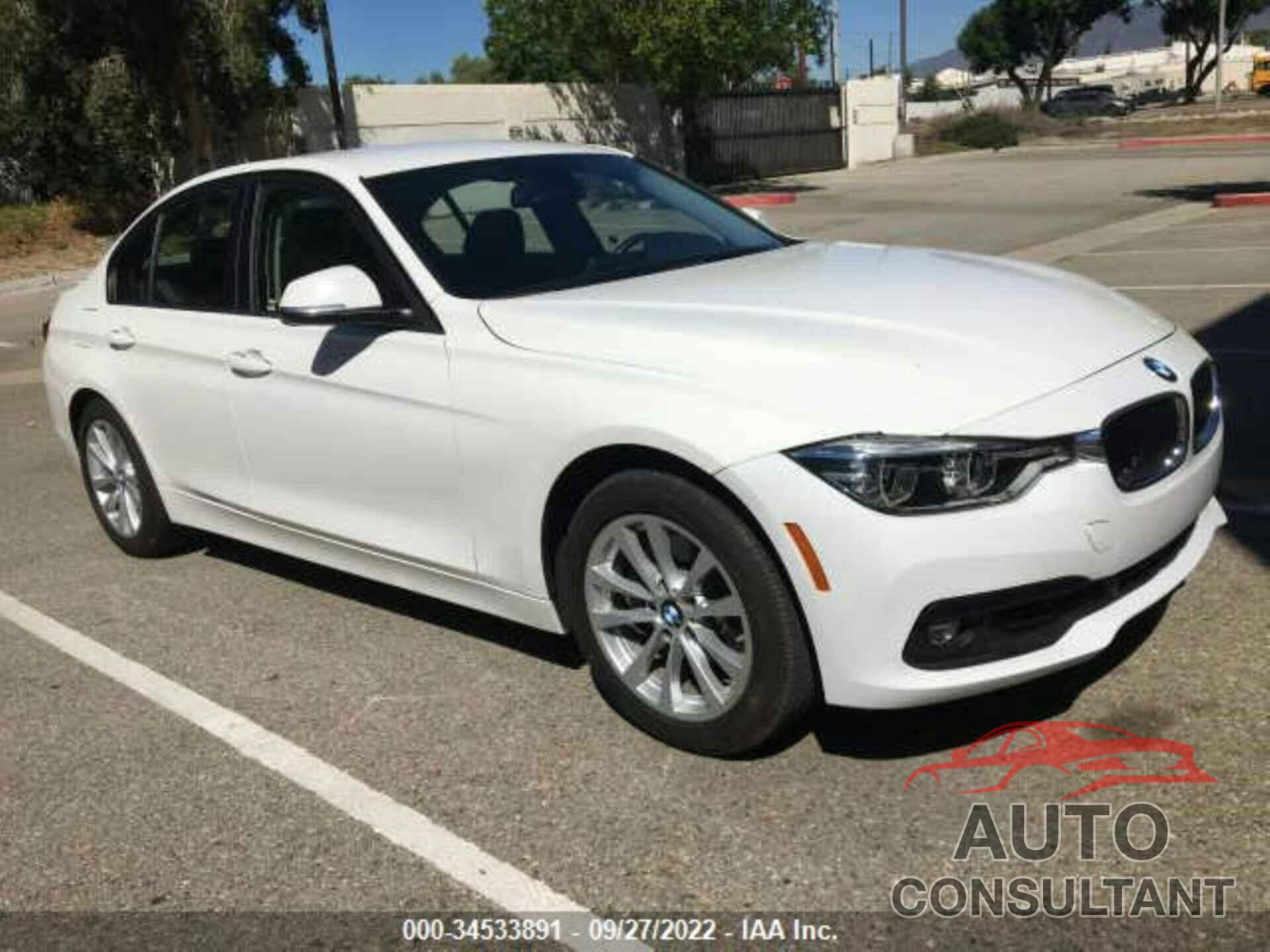 BMW 3 SERIES 2018 - WBA8E1G54JNU93081