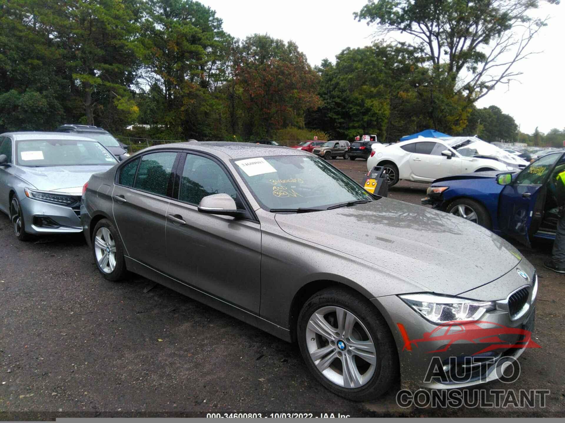 BMW 3 SERIES 2016 - WBA8E3G55GNT76260