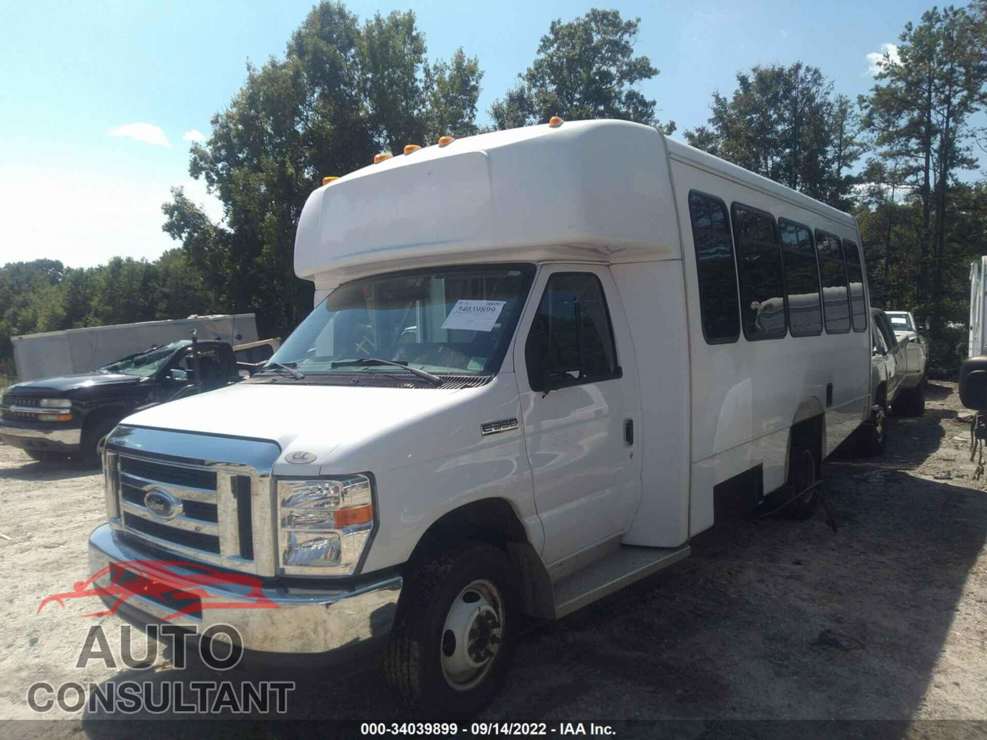 FORD E-SERIES CUTAWAY 2018 - 1FDEE3FS0JDC37255