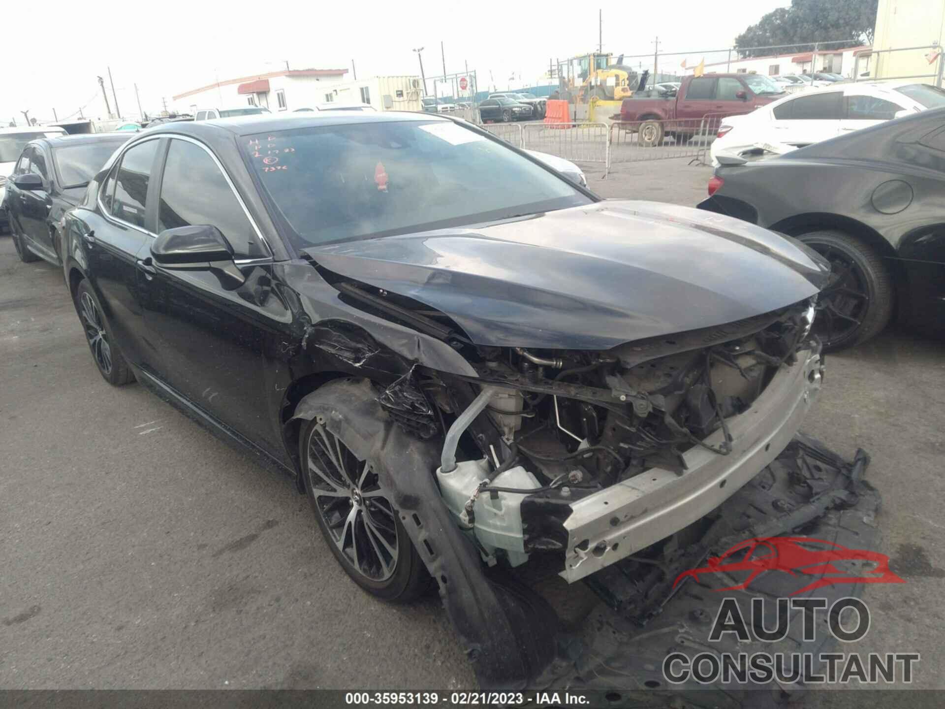 TOYOTA CAMRY 2019 - 4T1B11HK0KU717376