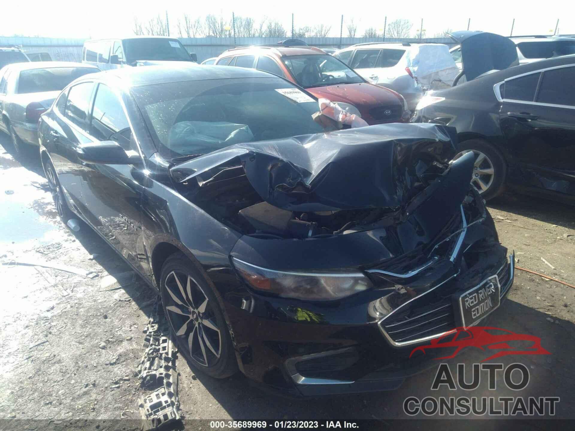 CHEVROLET MALIBU 2017 - 1G1ZE5ST1HF275620