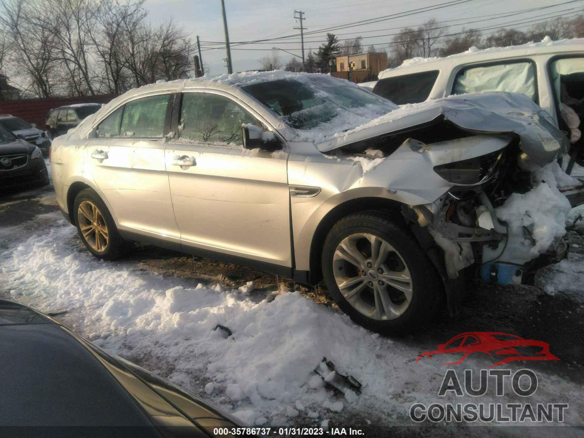 FORD TAURUS 2017 - 1FAHP2E80HG116932