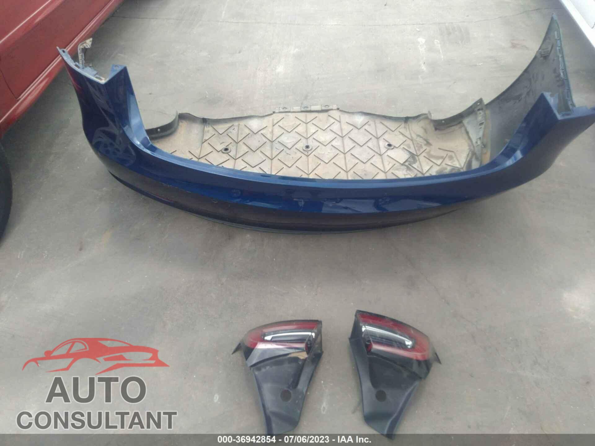 TESLA MODEL 3 2018 - 5YJ3E1EB8JF106245