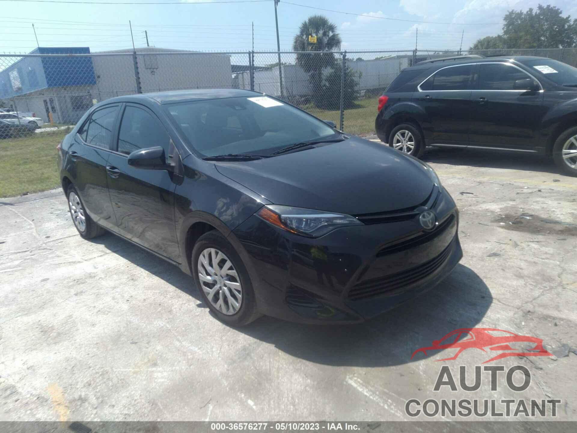 TOYOTA COROLLA 2018 - 5YFBURHE7JP835649