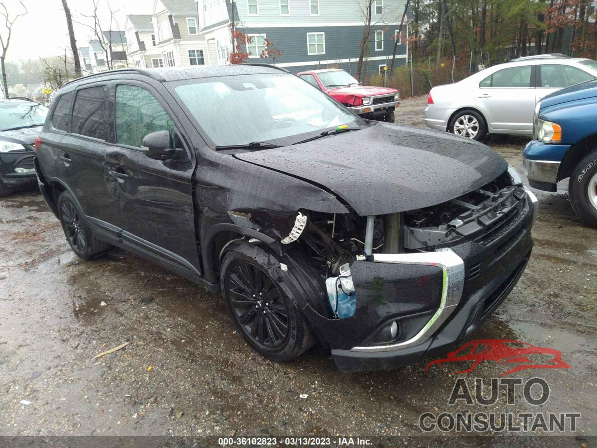 MITSUBISHI OUTLANDER 2020 - JA4AZ3A34LZ031329